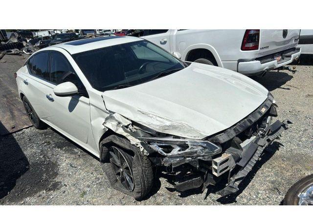 2019 NISSAN ALTIMA SV