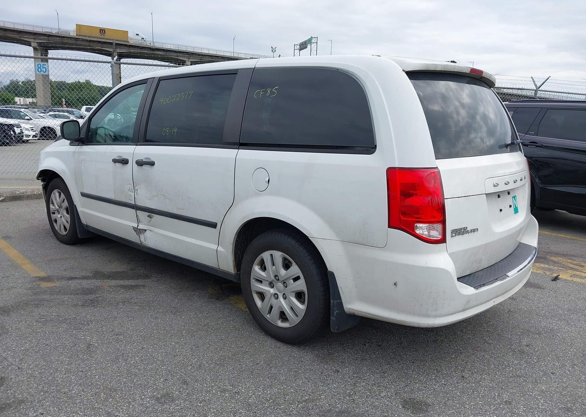 2015 DODGE GRAND CARAVAN SE