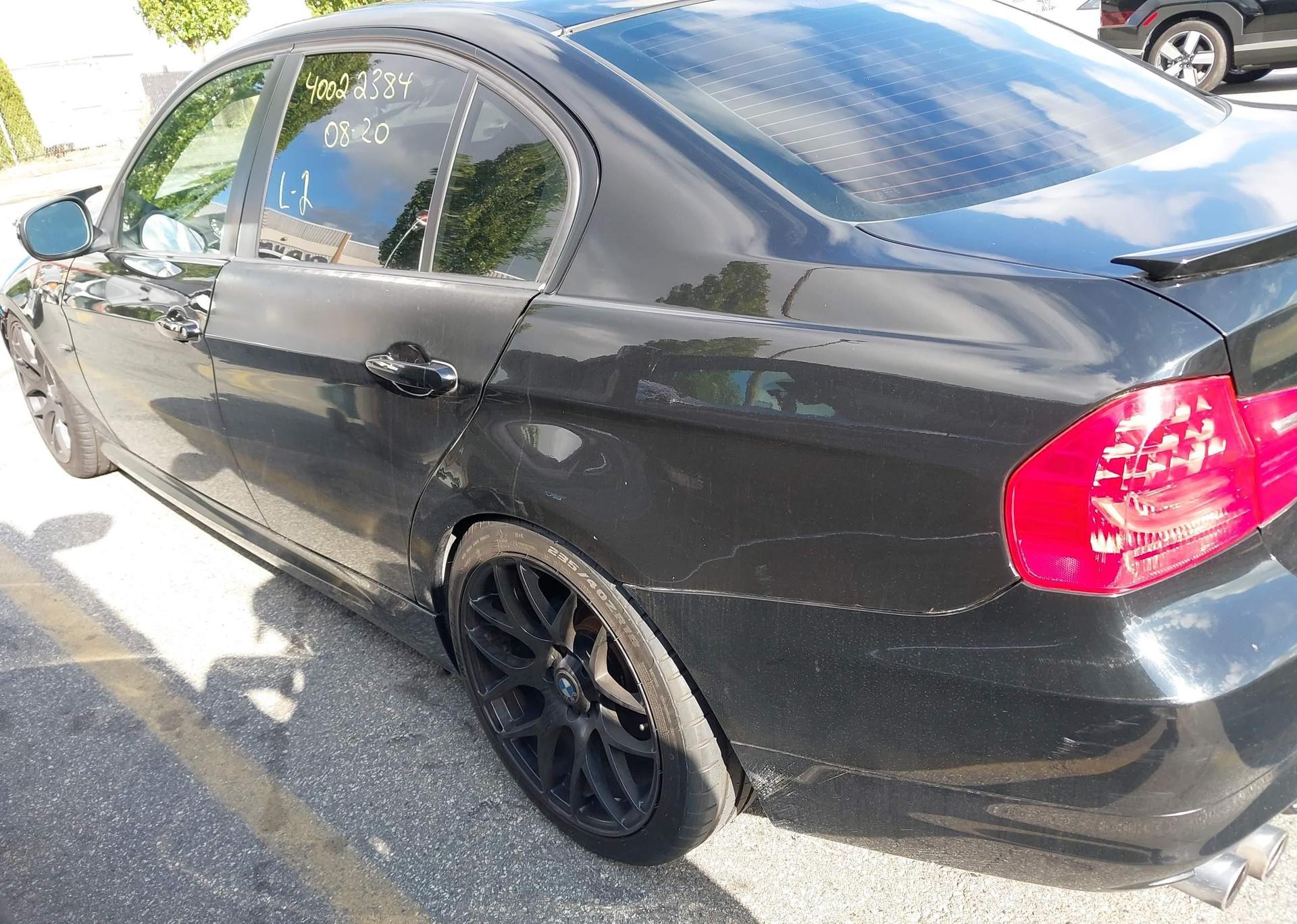 2011 BMW 323I