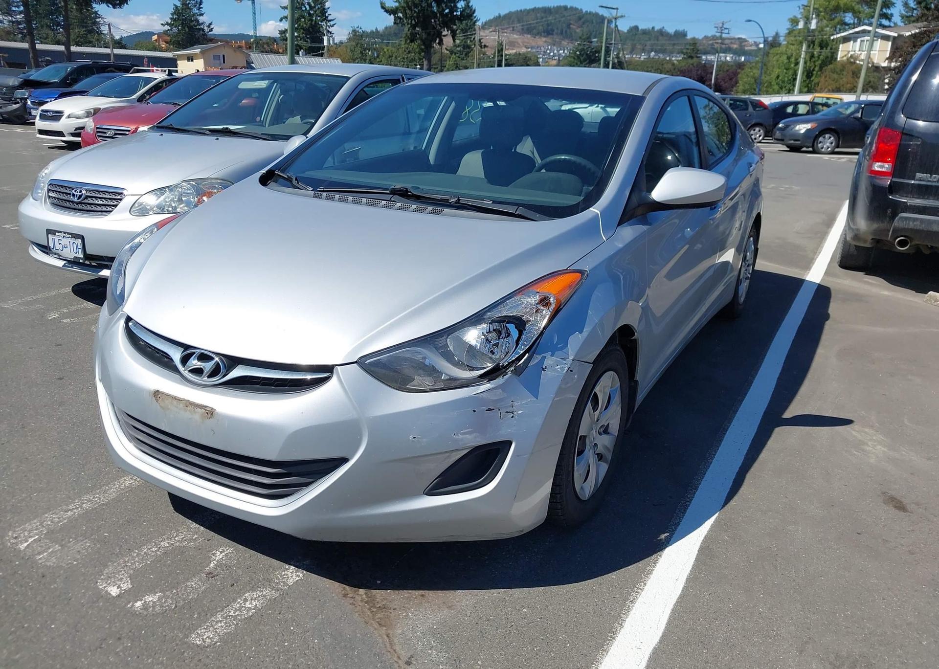 2013 HYUNDAI ELANTRA GLS