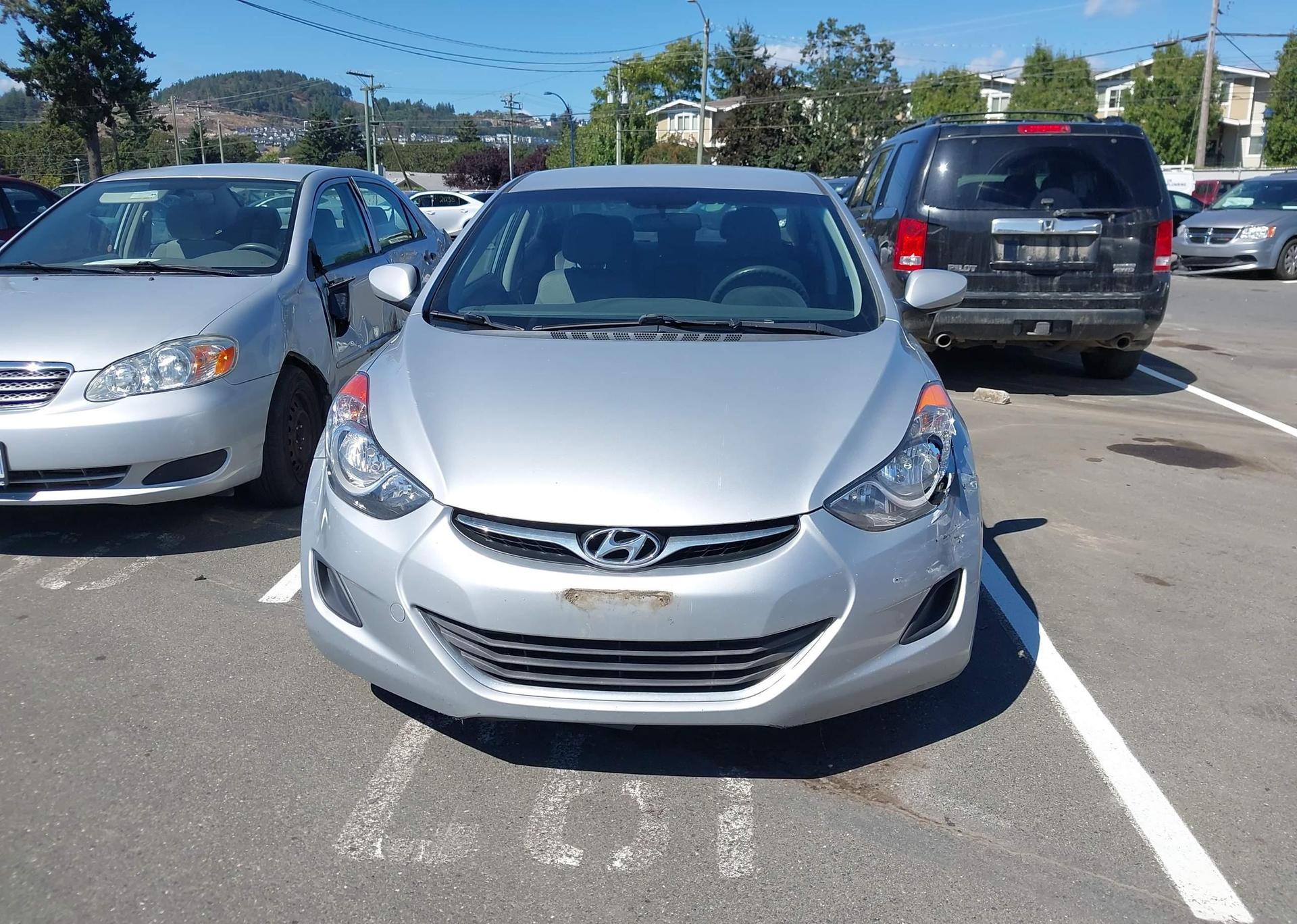 2013 HYUNDAI ELANTRA GLS