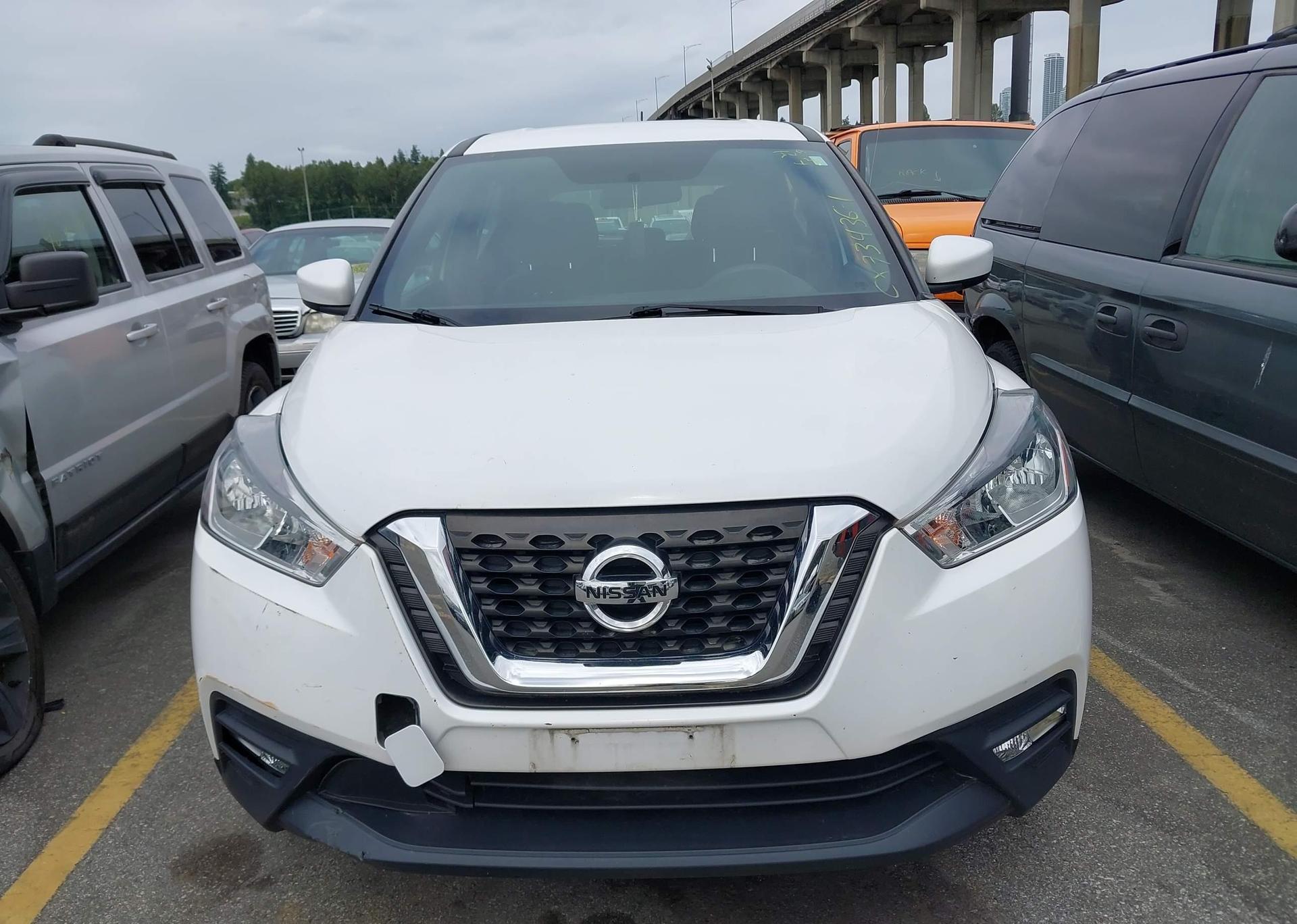 2019 NISSAN KICKS S