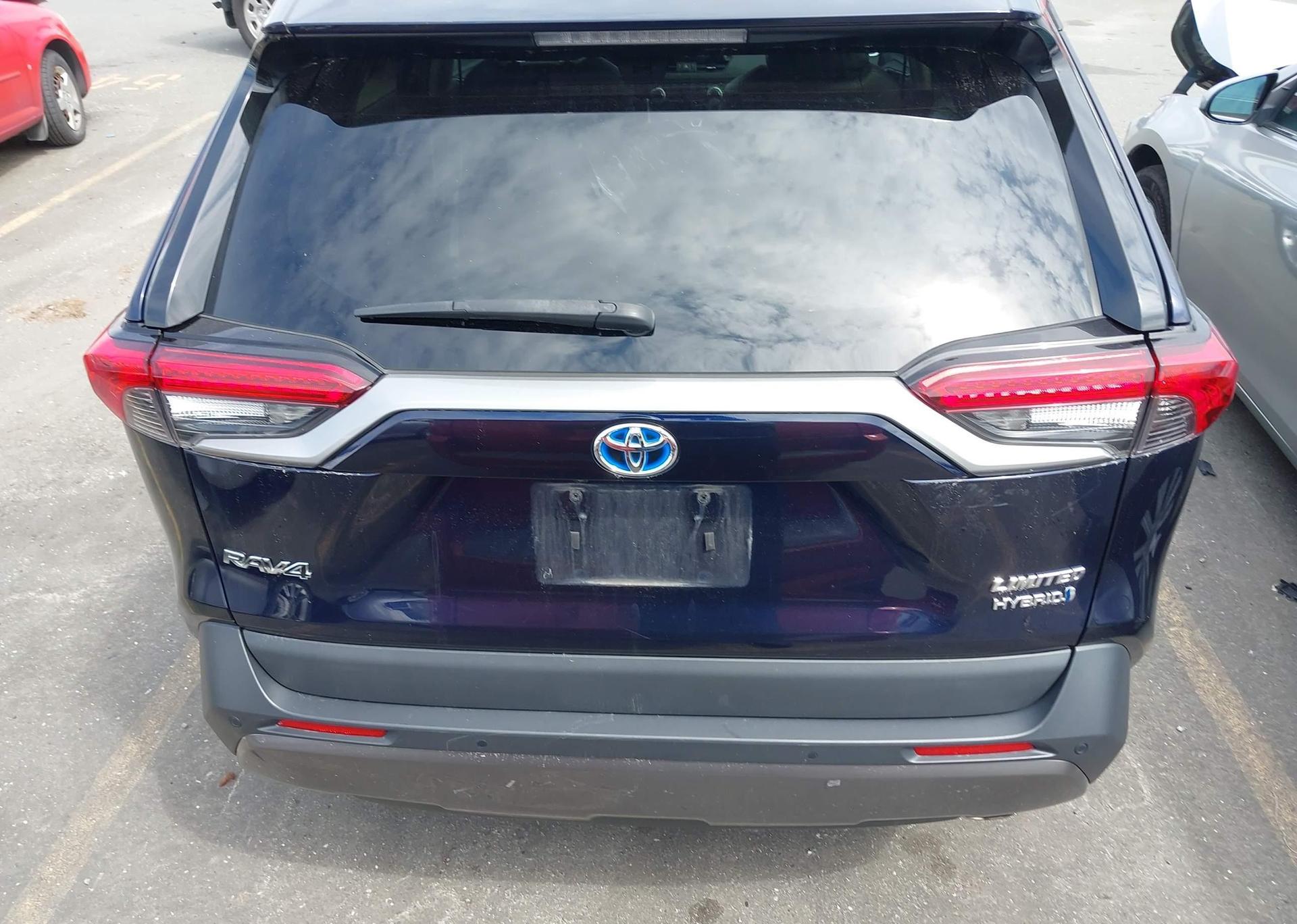 2021 TOYOTA RAV4
