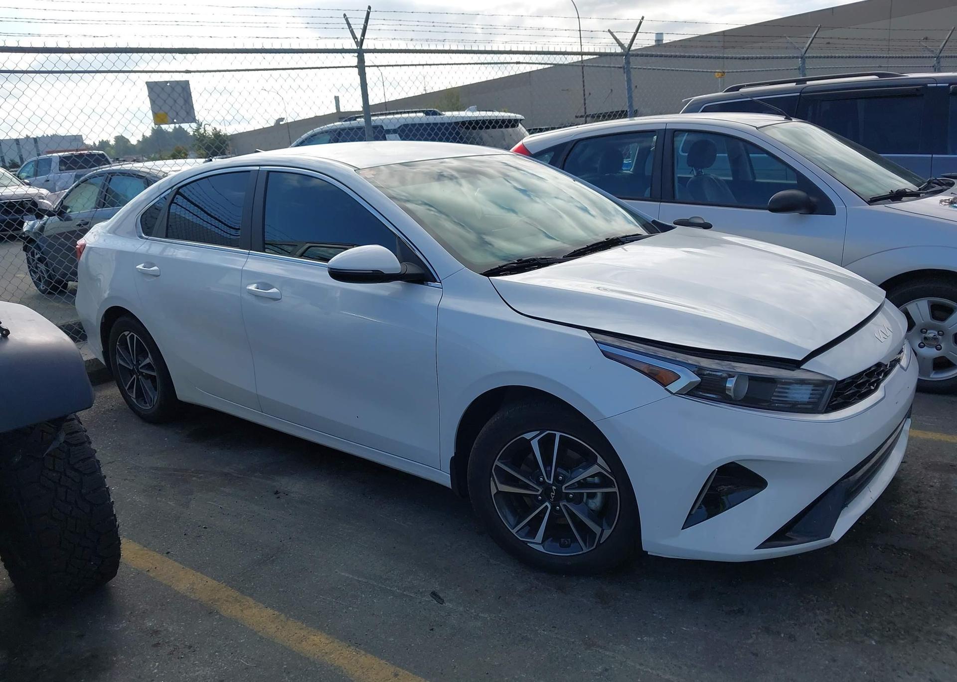 2023 KIA FORTE