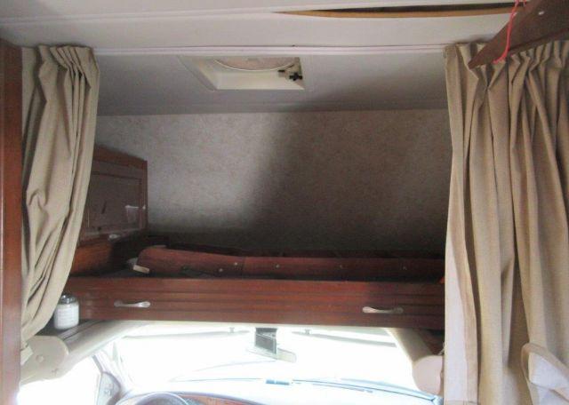 2004 FORD E450 SD MOTOR HOME