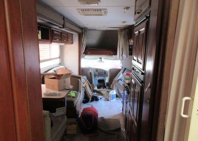 2004 FORD E450 SD MOTOR HOME