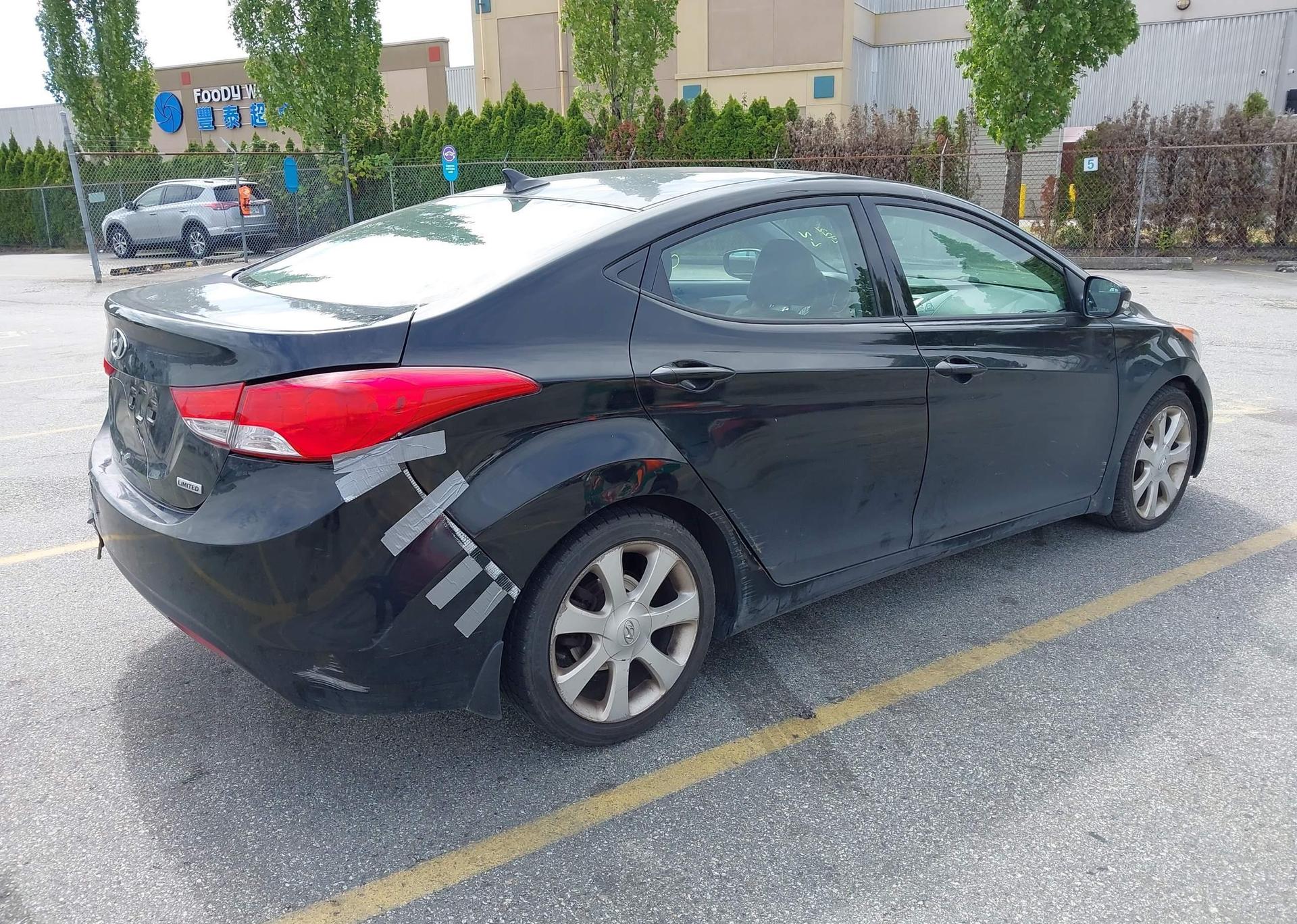 2013 HYUNDAI ELANTRA GLS