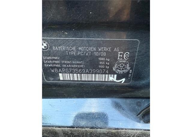 2009 BMW 323I