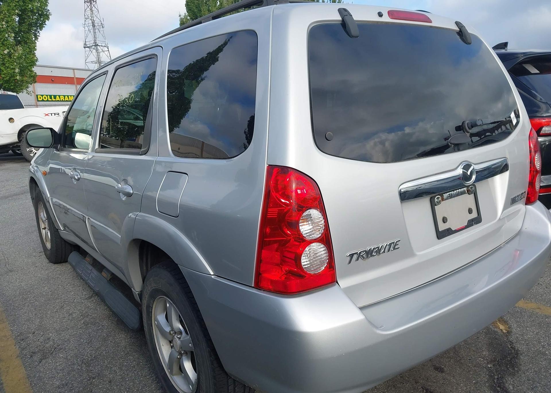 2005 MAZDA TRIBUTE I