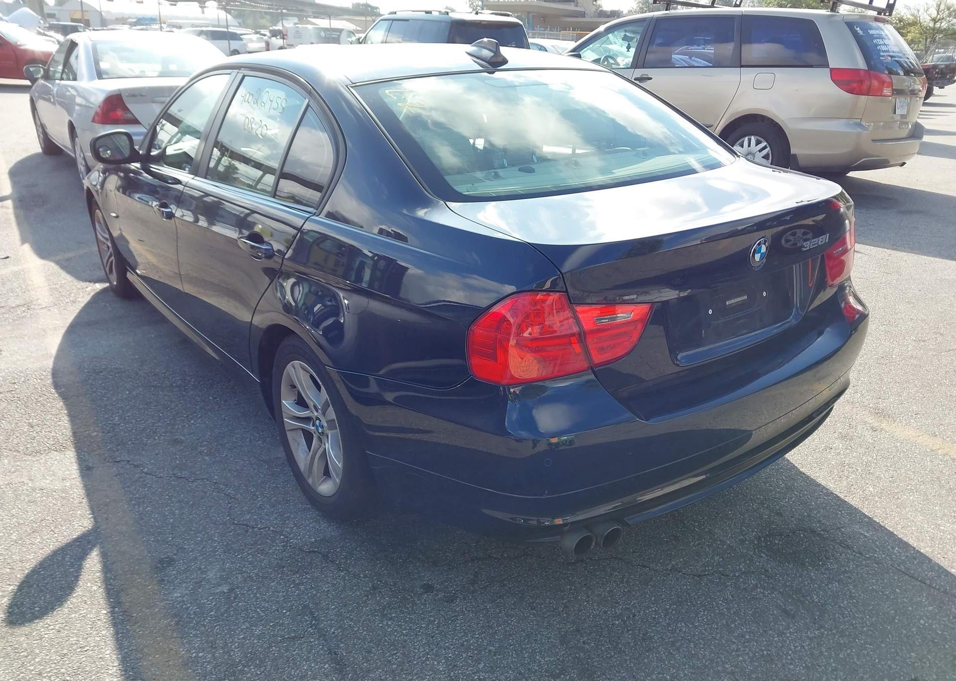 2009 BMW 328I
