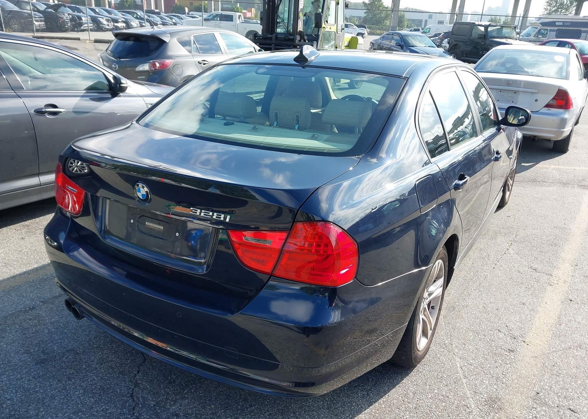 2009 BMW 328I