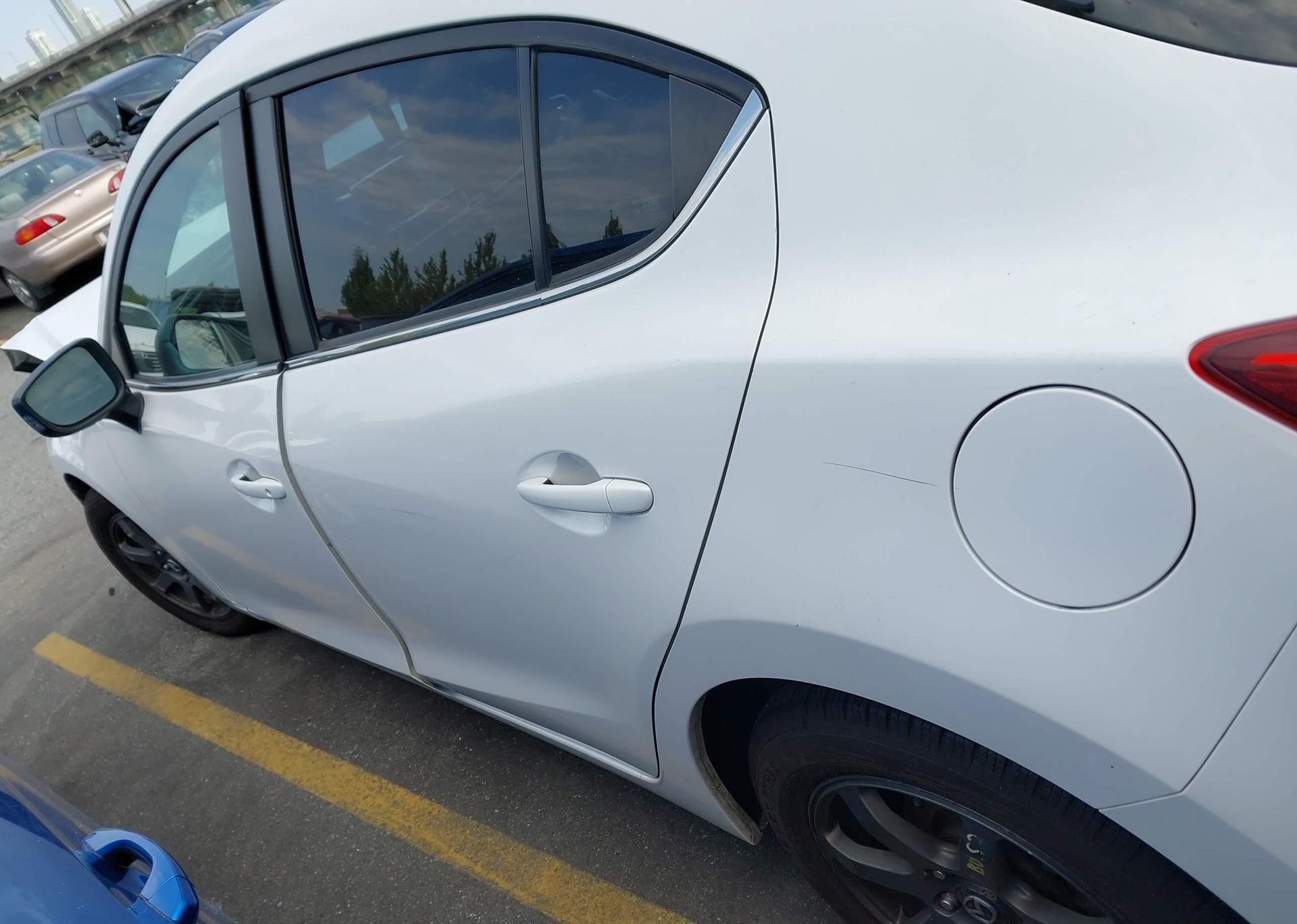 2015 MAZDA 3 TOURING