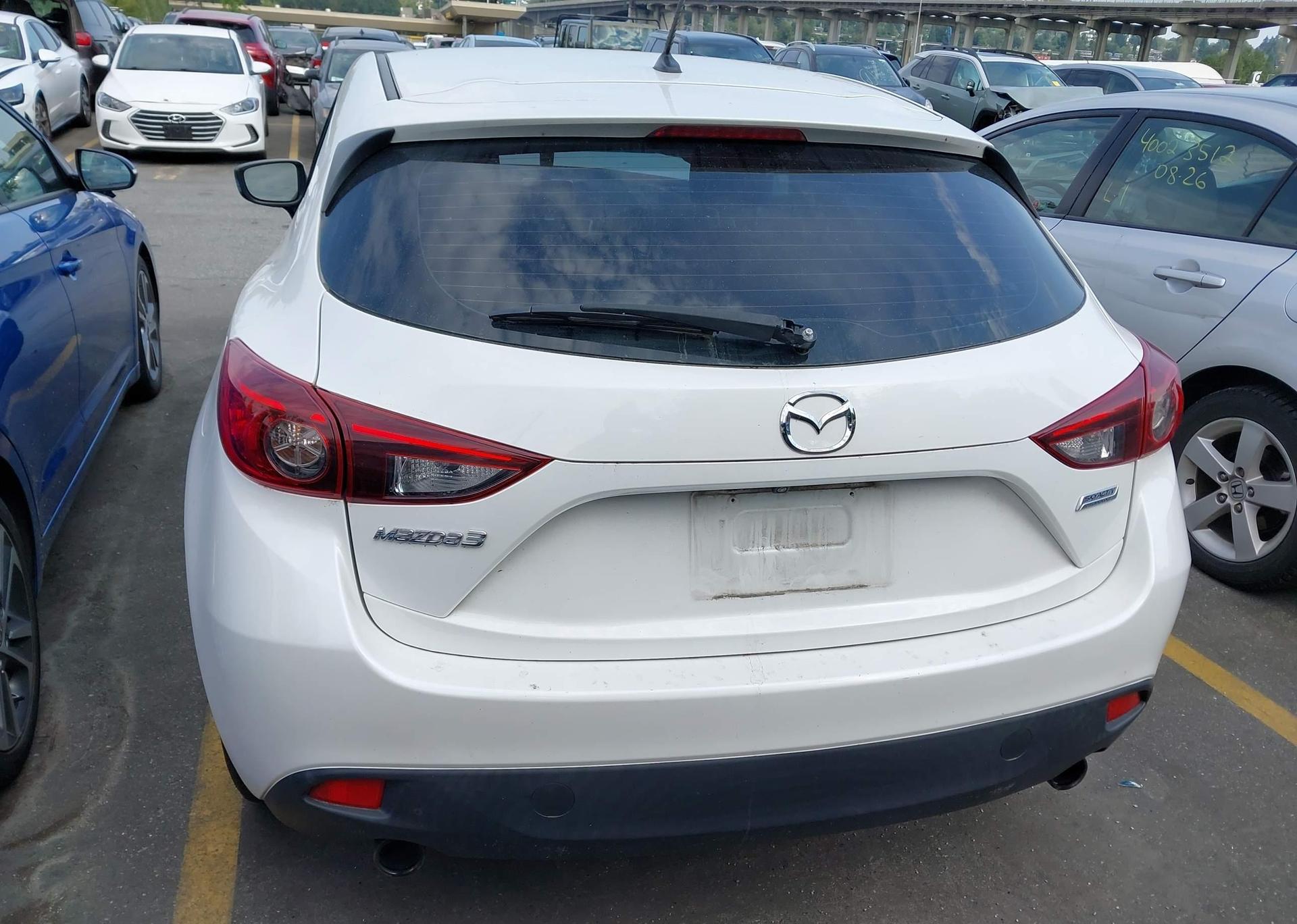 2015 MAZDA 3 TOURING
