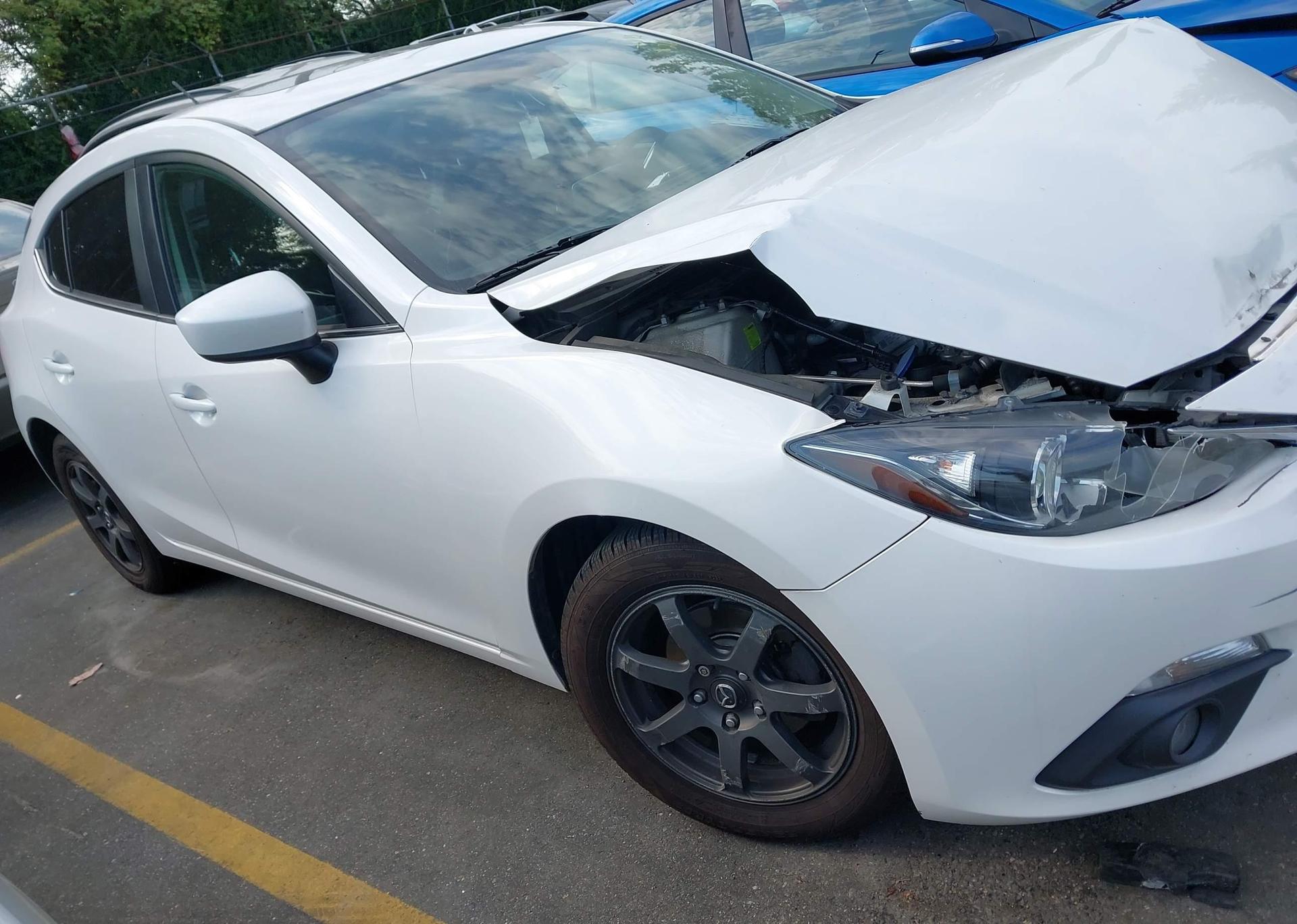 2015 MAZDA 3 TOURING