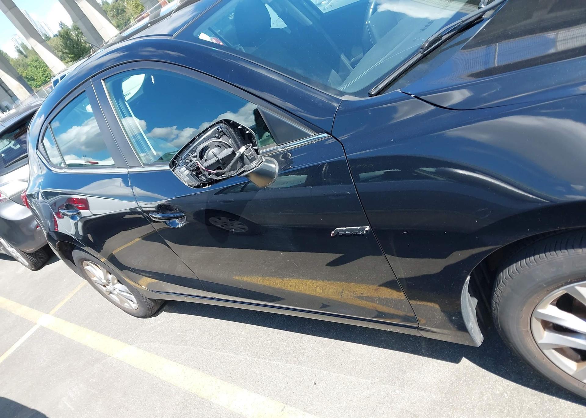 2016 MAZDA 3 TOURING