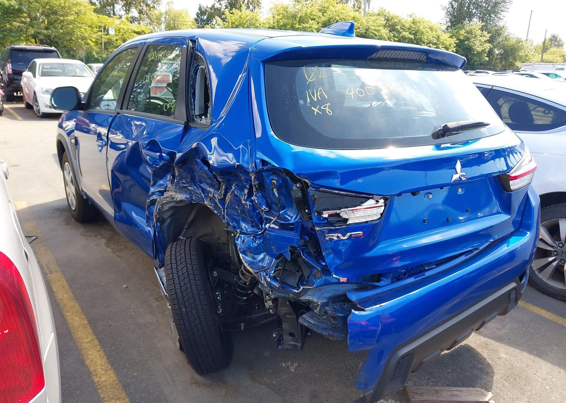 2024 MITSUBISHI RVR ES