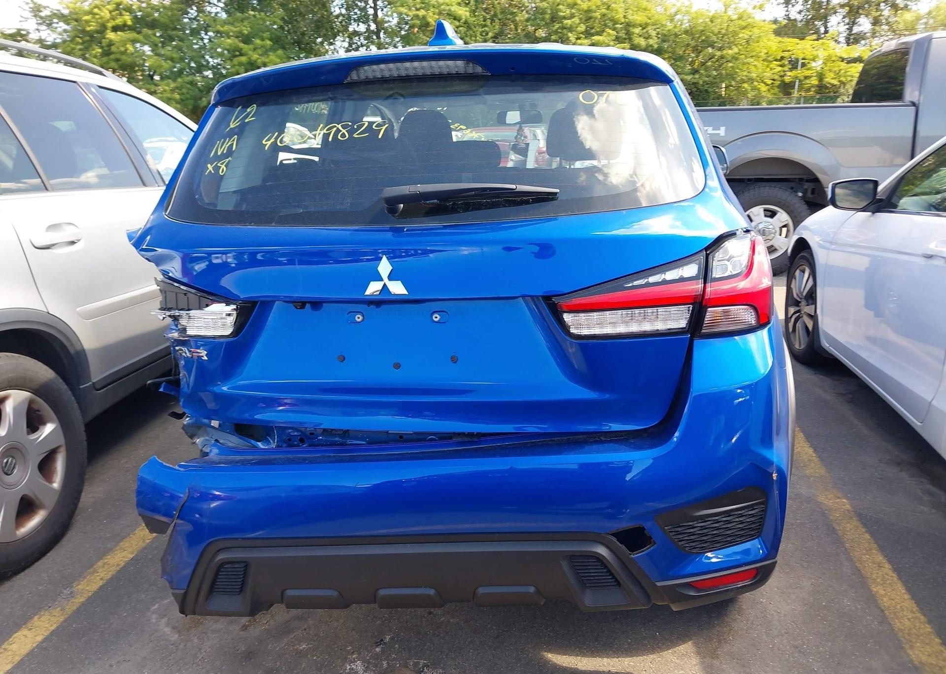 2024 MITSUBISHI RVR ES