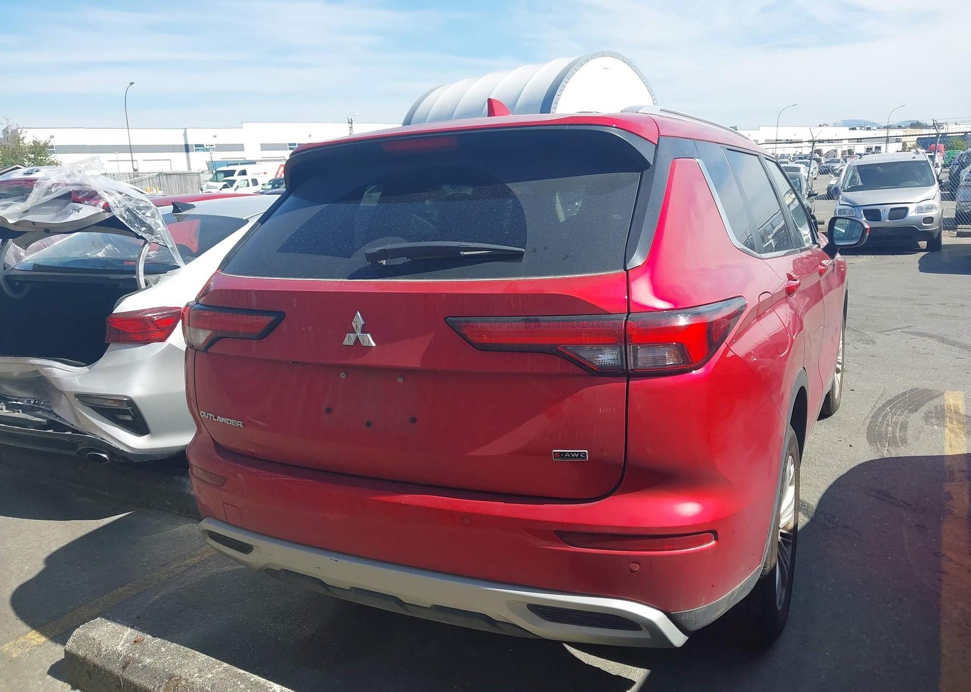 2022 MITSUBISHI OUTLANDER SE