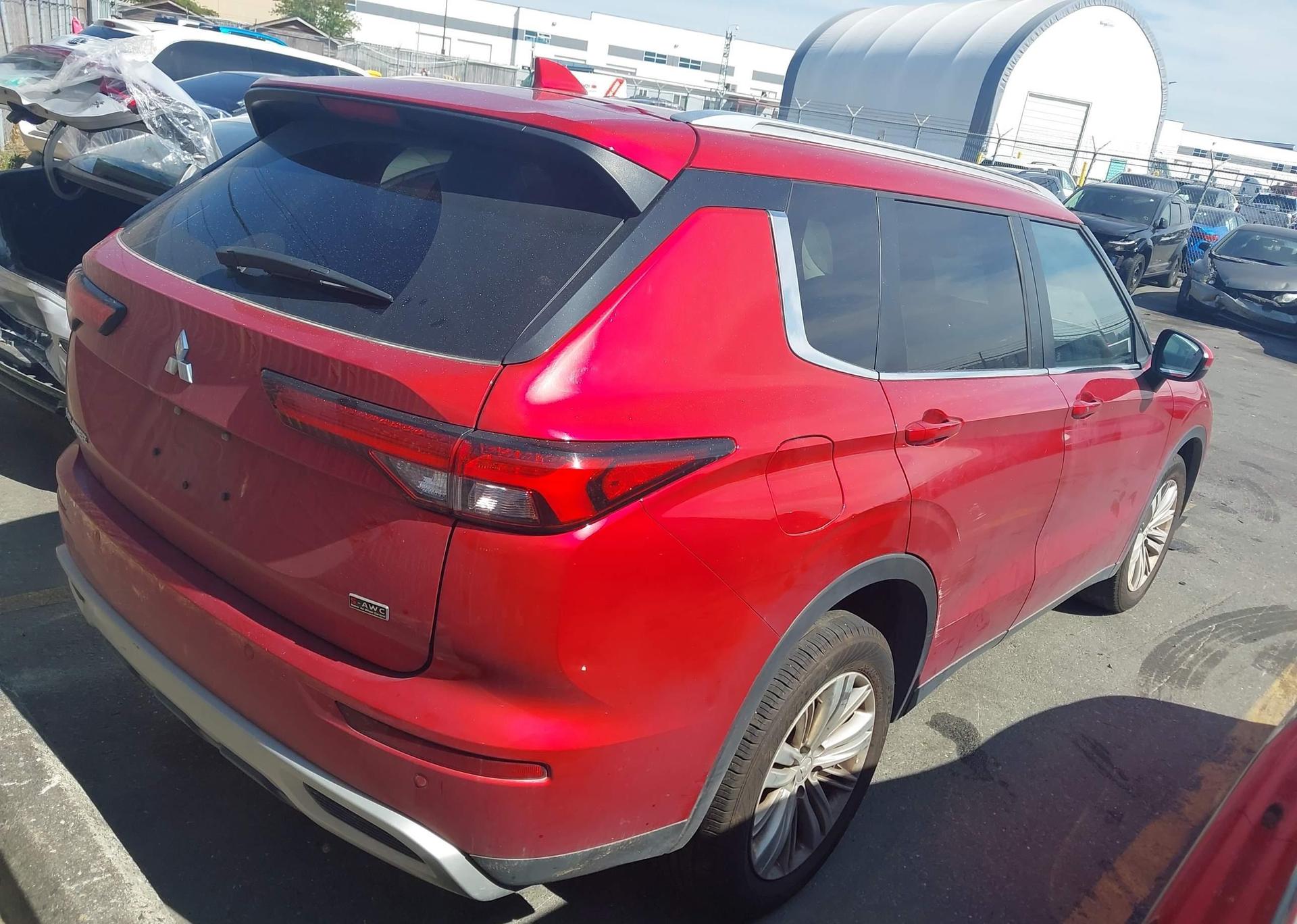 2022 MITSUBISHI OUTLANDER SE