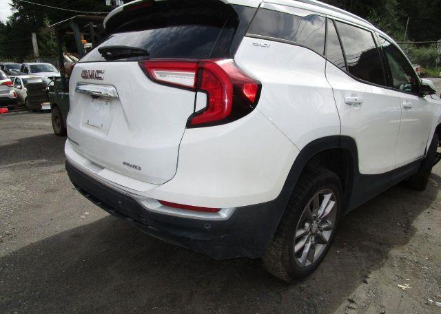 2022 GMC TERRAIN SLT