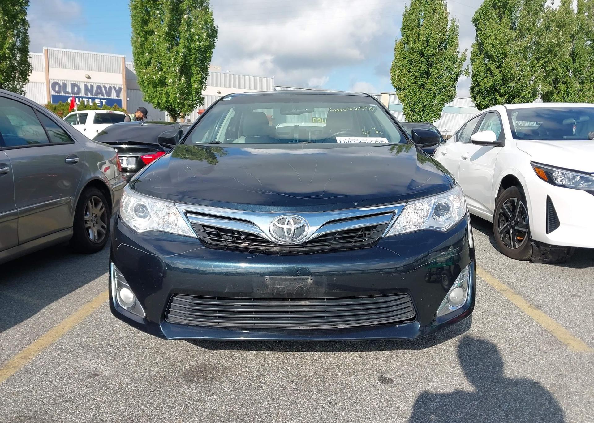 2012 TOYOTA CAMRY