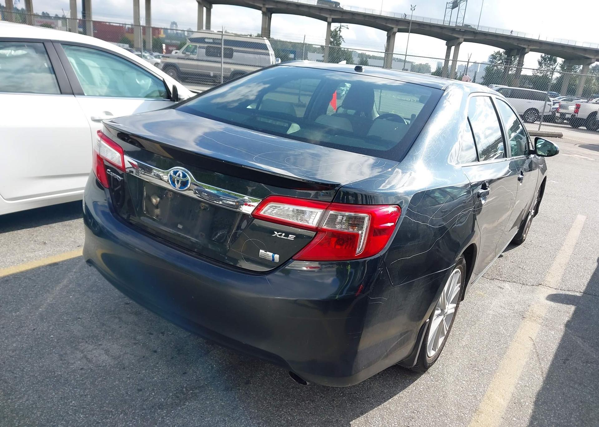 2012 TOYOTA CAMRY