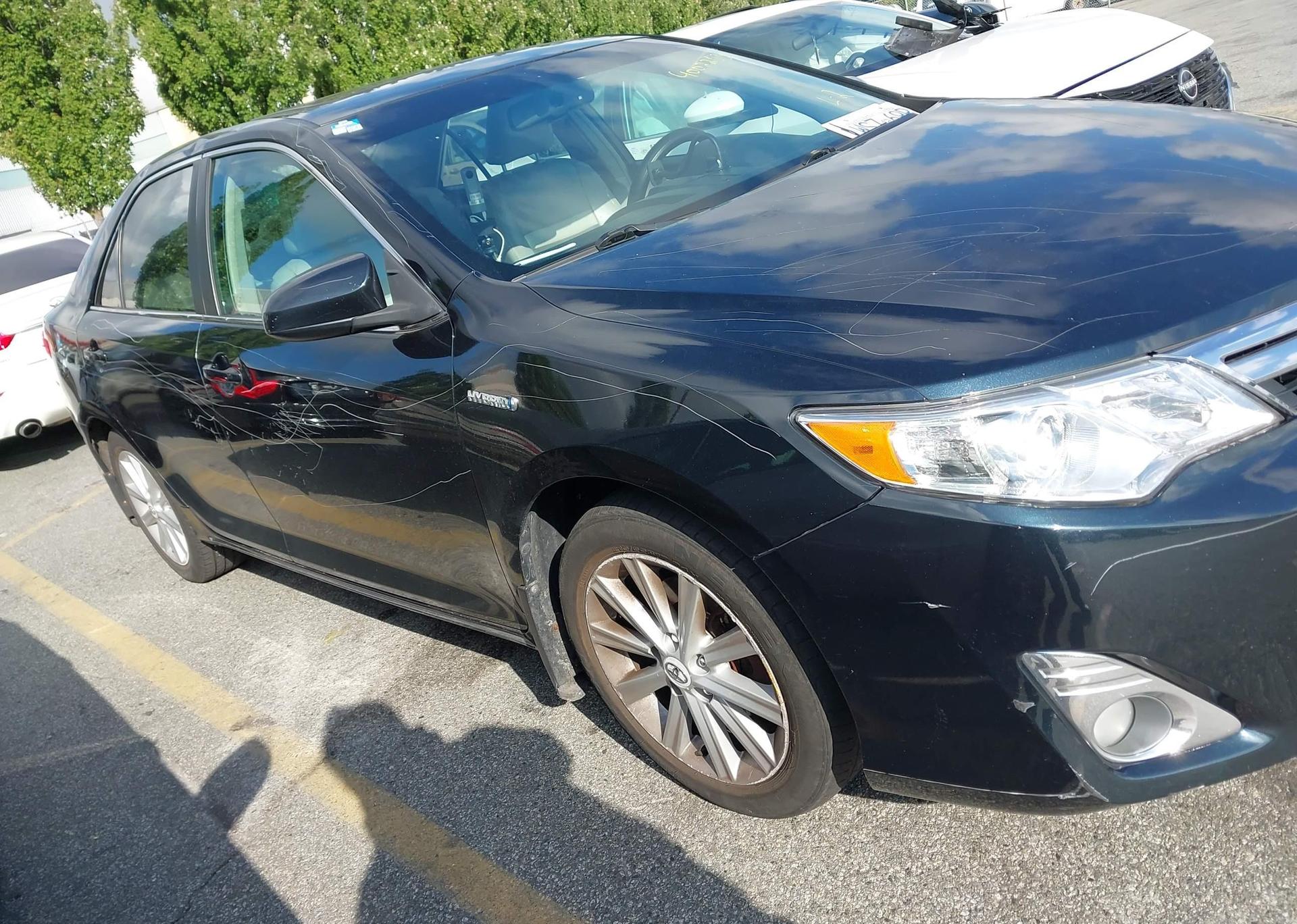 2012 TOYOTA CAMRY
