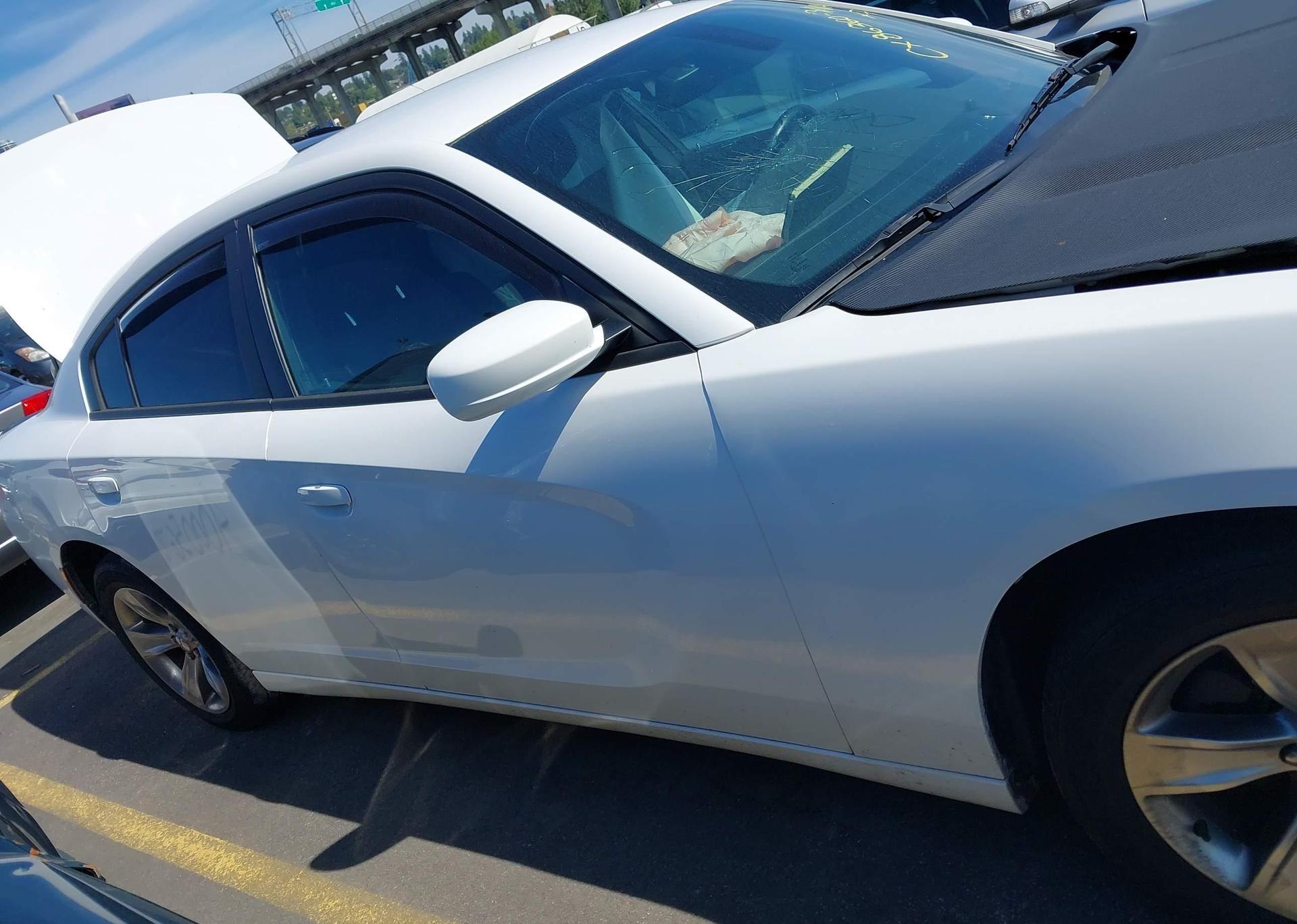 2015 DODGE CHARGER SXT