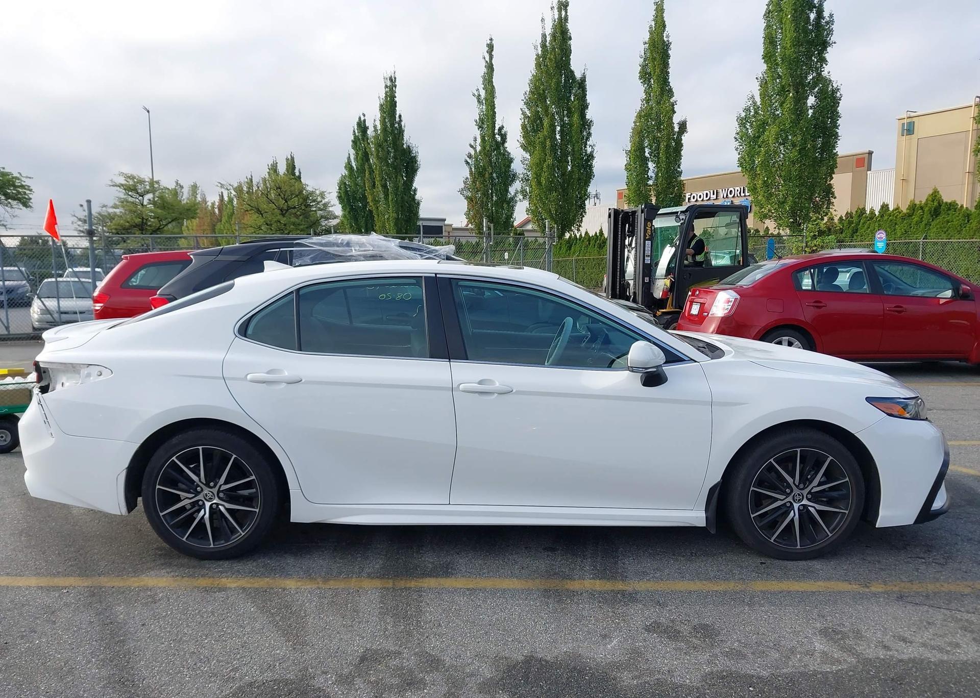 2022 TOYOTA CAMRY