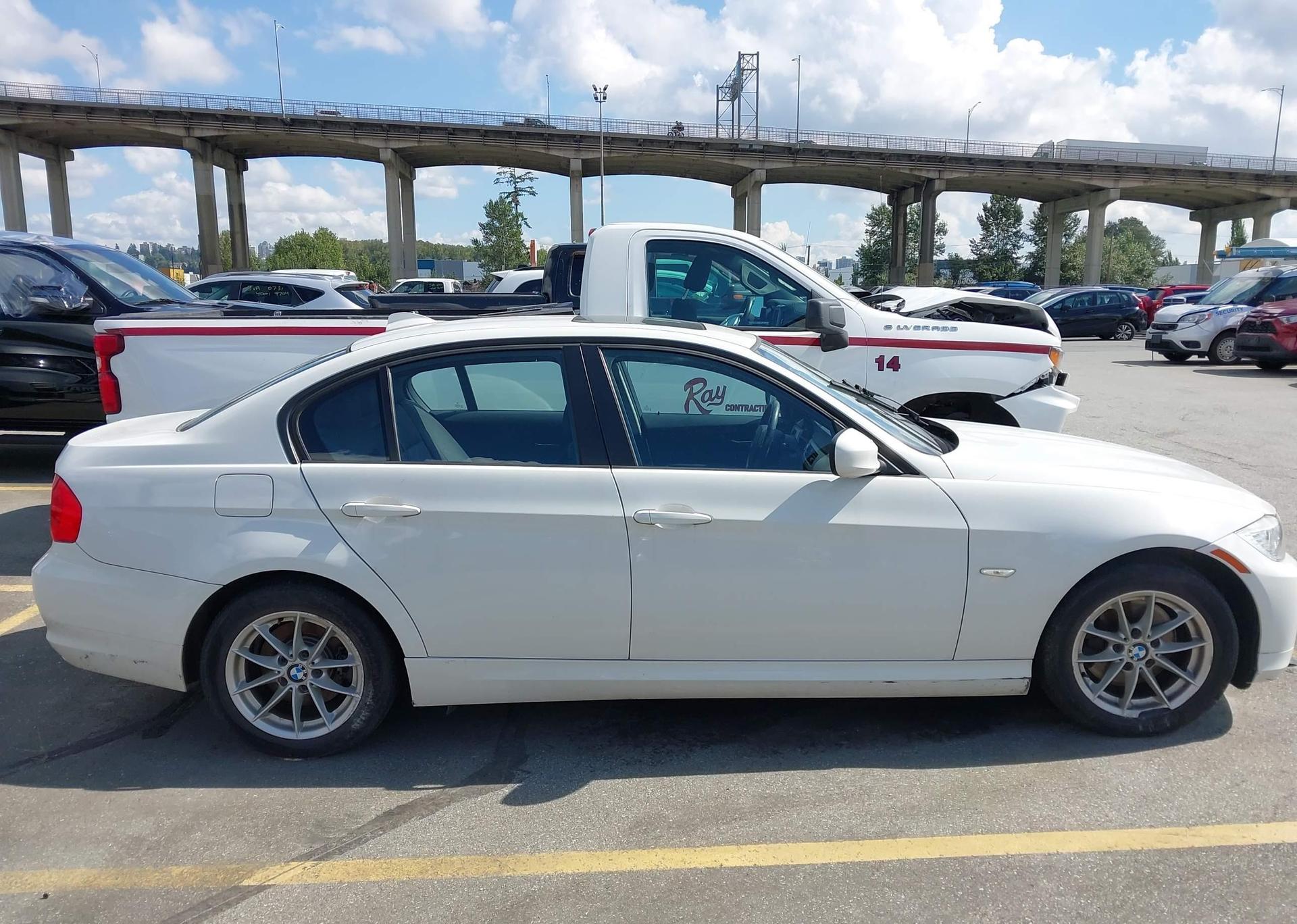 2011 BMW 323 I