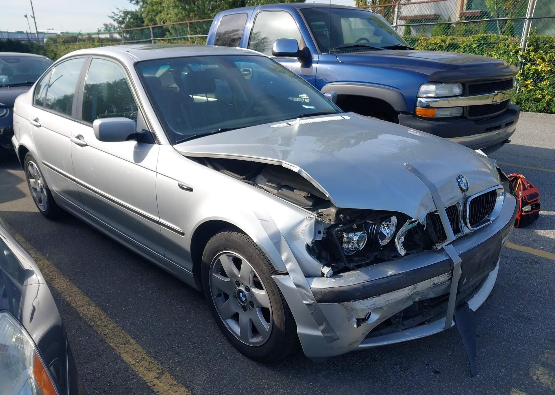 2004 BMW 325 I