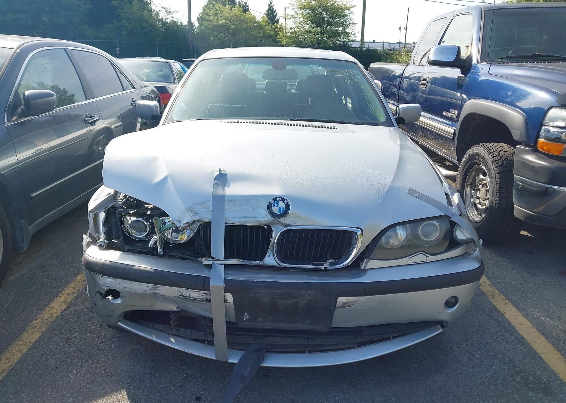 2004 BMW 325 I