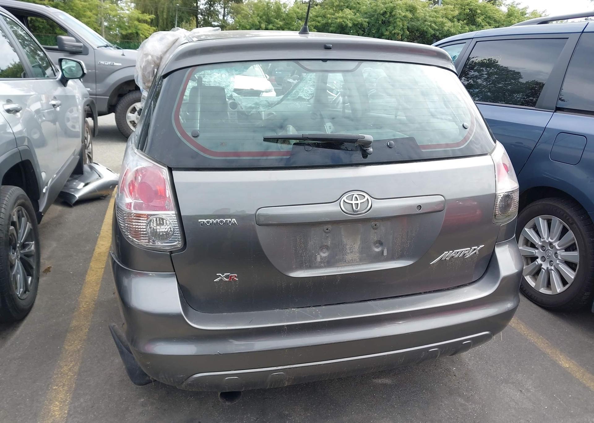2005 TOYOTA COROLLA MATRIX XR