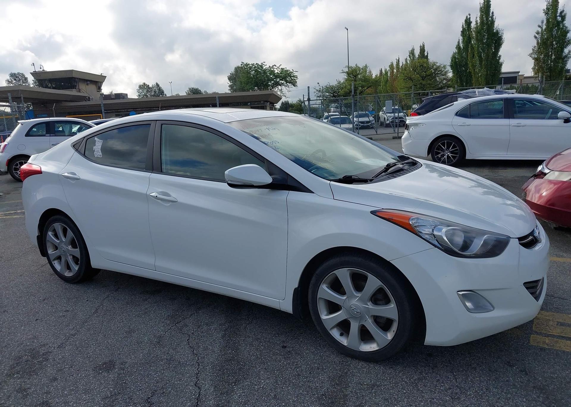 2013 HYUNDAI ELANTRA GLS