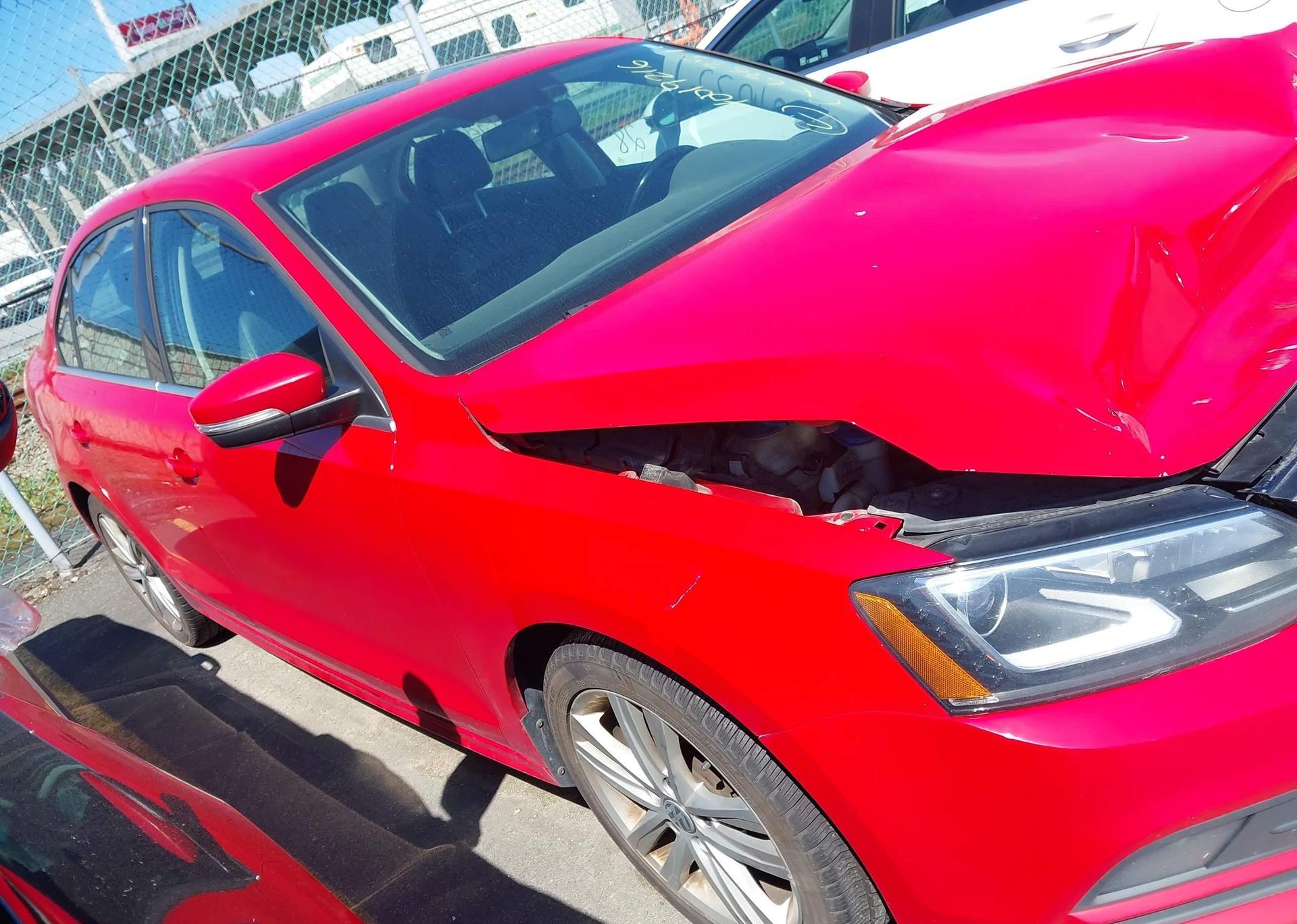 2015 VOLKSWAGEN JETTA SEL