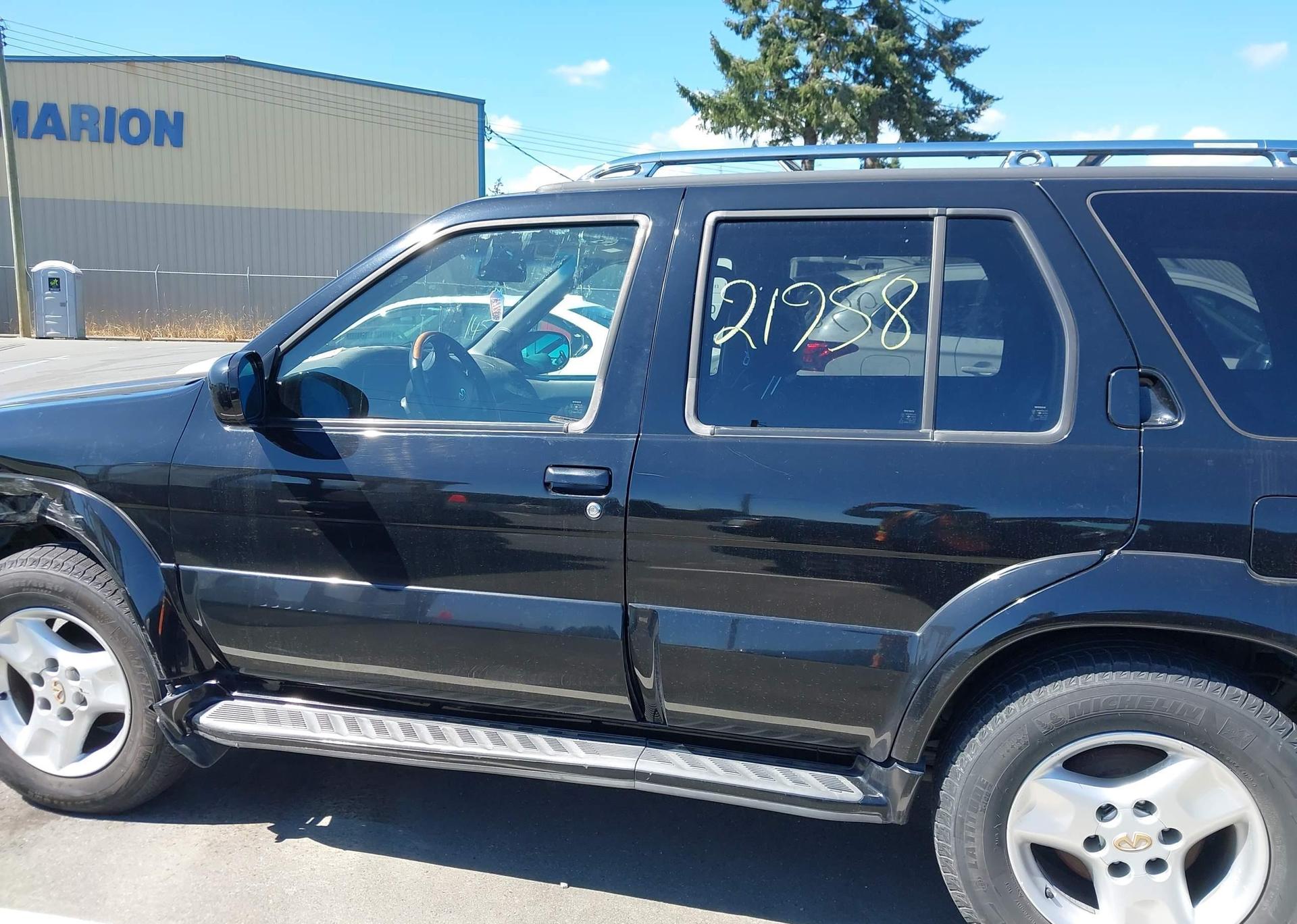 2003 INFINITI QX4