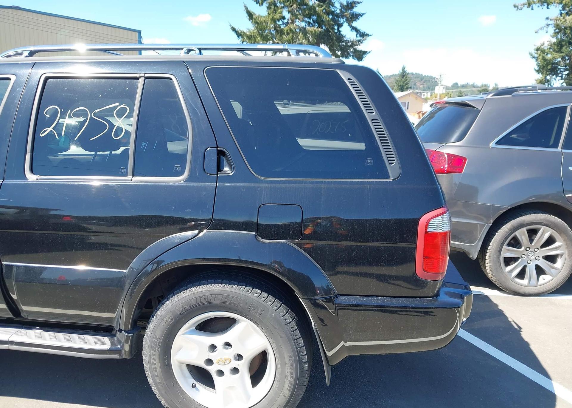 2003 INFINITI QX4