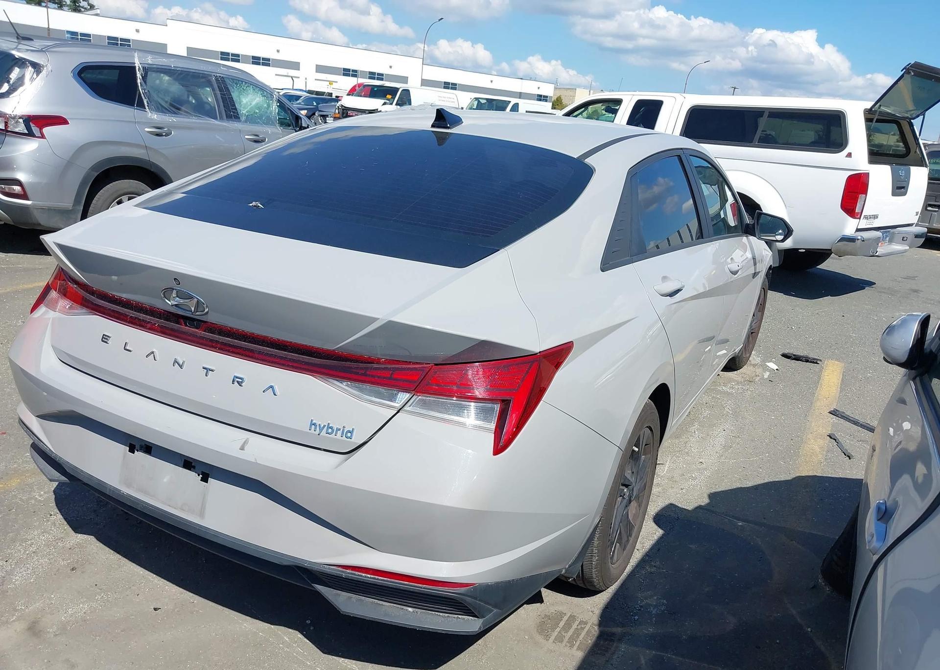 2022 HYUNDAI ELANTRA BLUE
