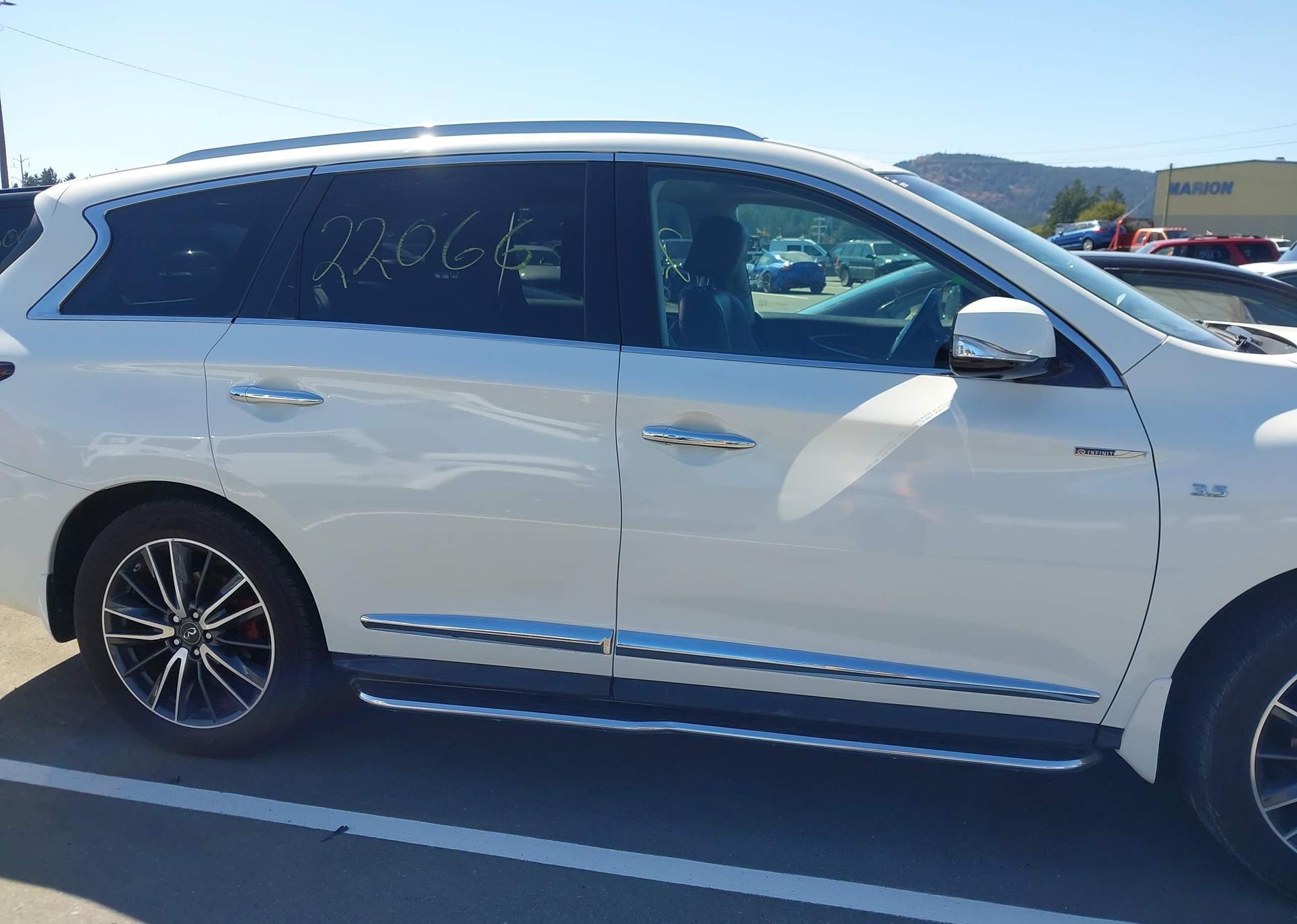 2016 INFINITI QX60