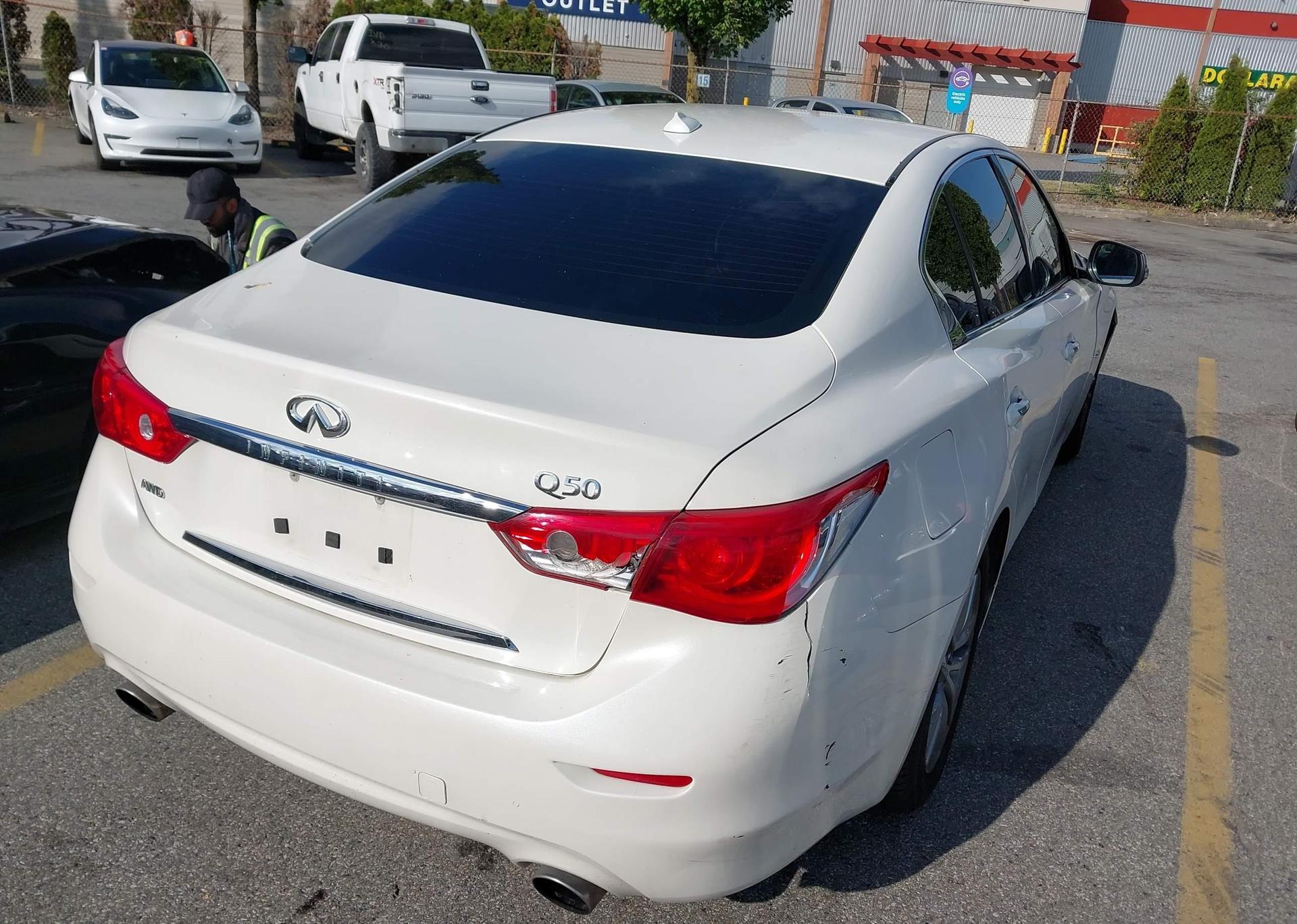 2016 INFINITI Q50