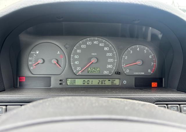 2002 VOLVO C70 HT