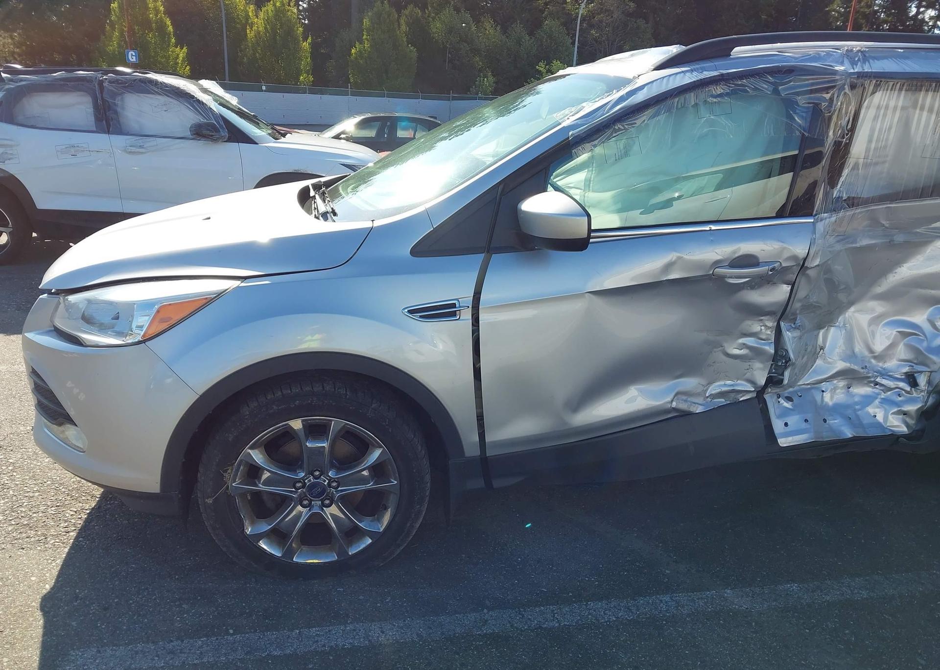2014 FORD ESCAPE SE