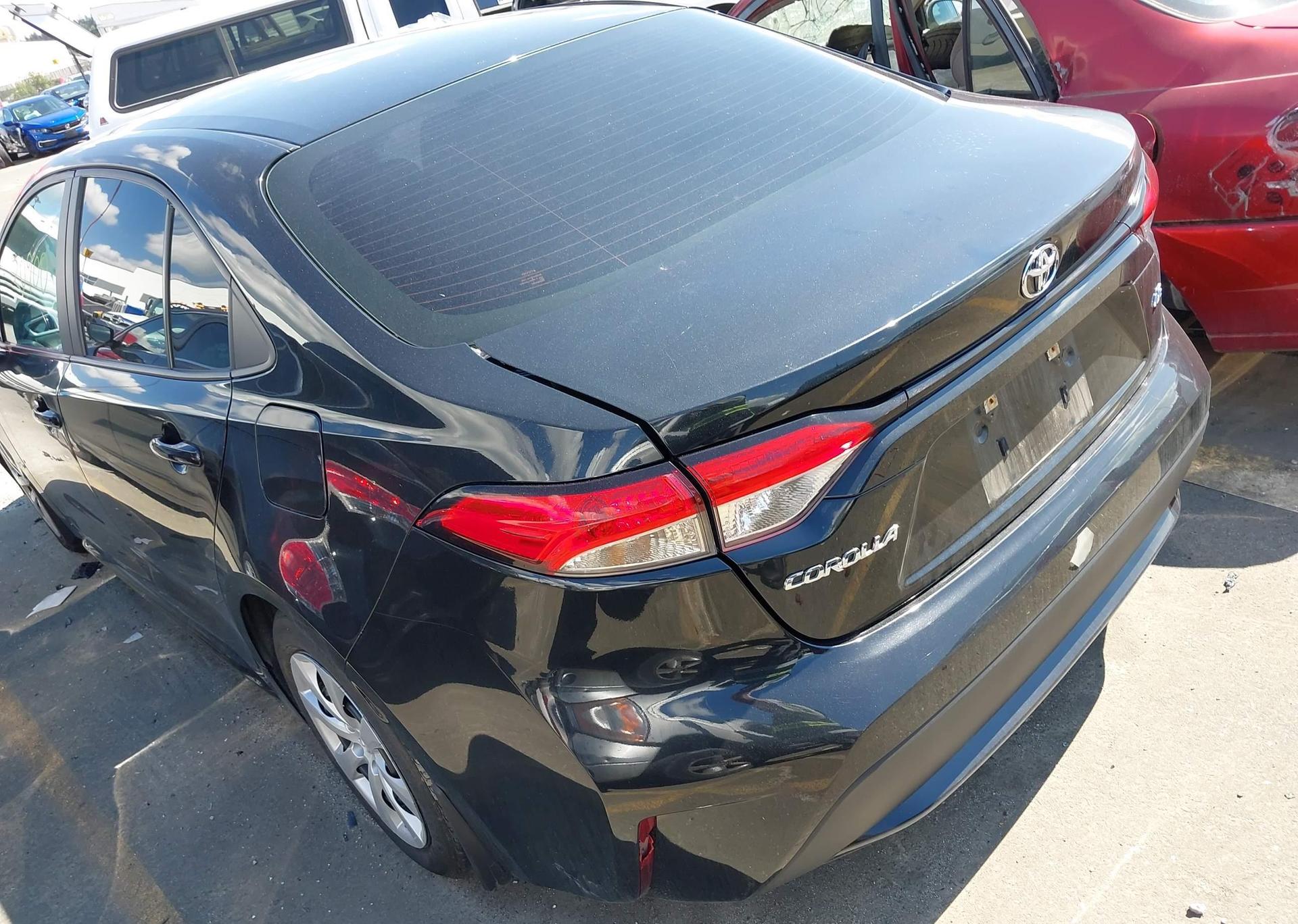 2021 TOYOTA COROLLA LE