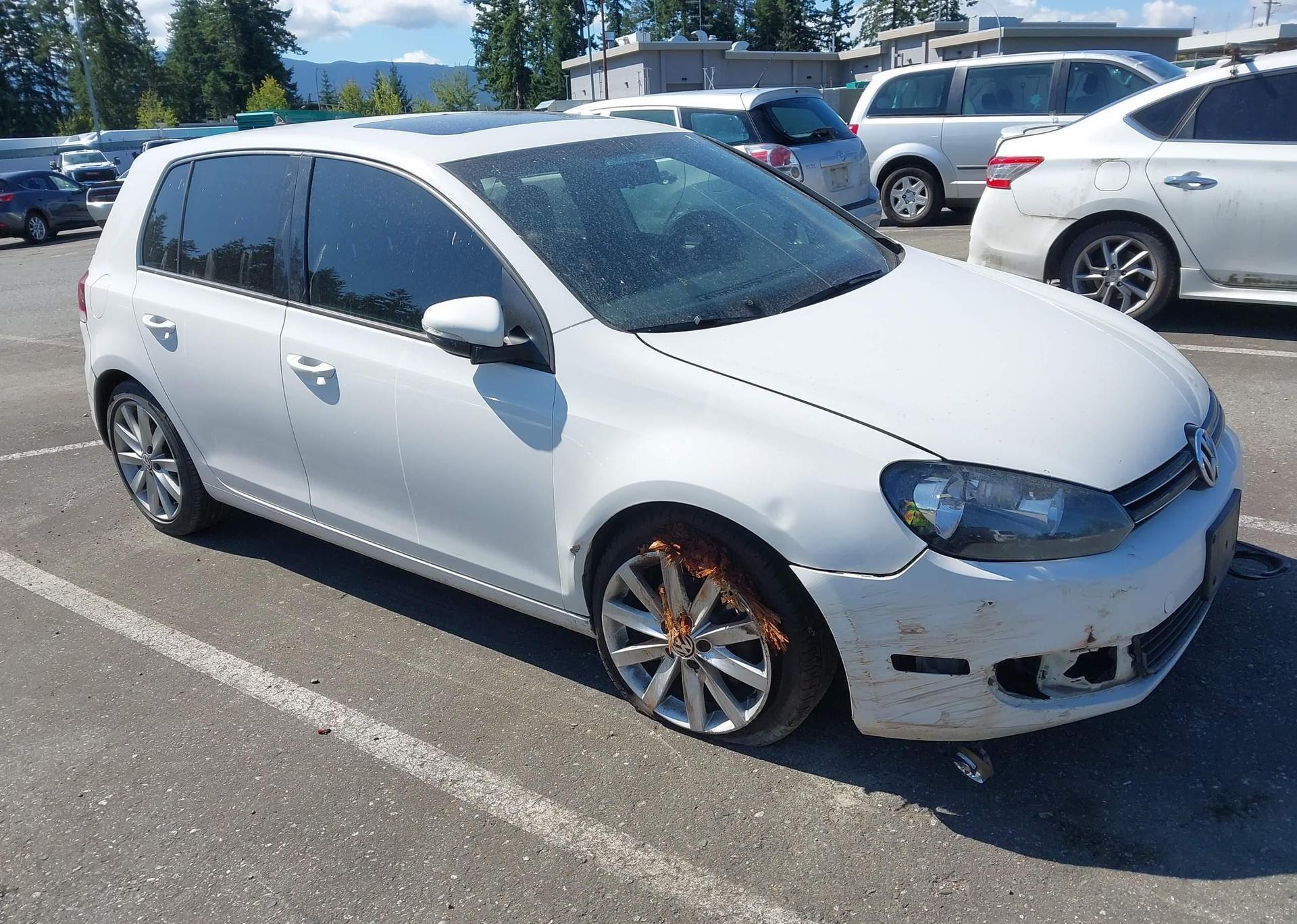 2012 VOLKSWAGEN GOLF
