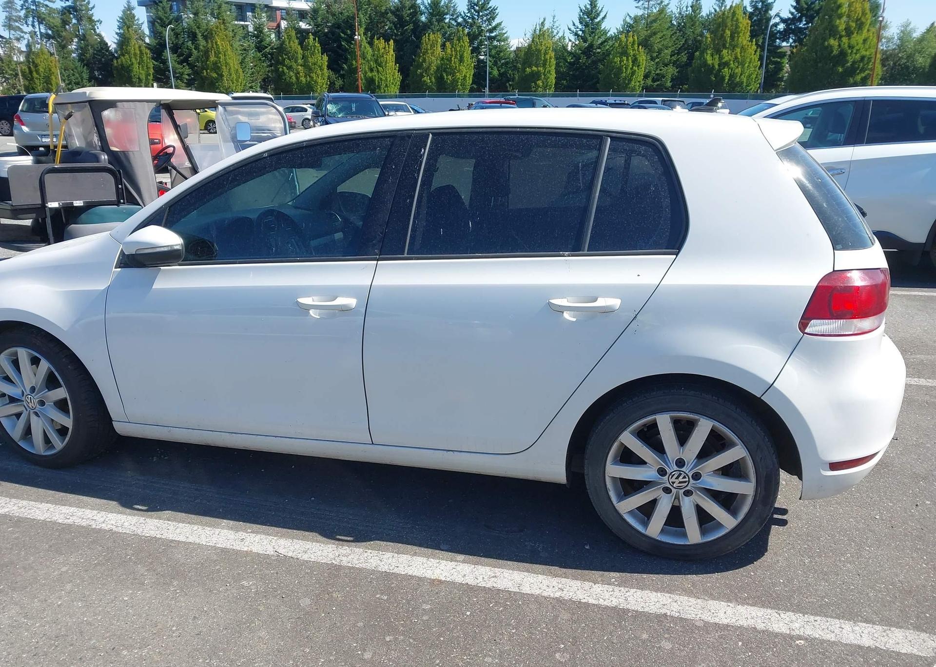 2012 VOLKSWAGEN GOLF