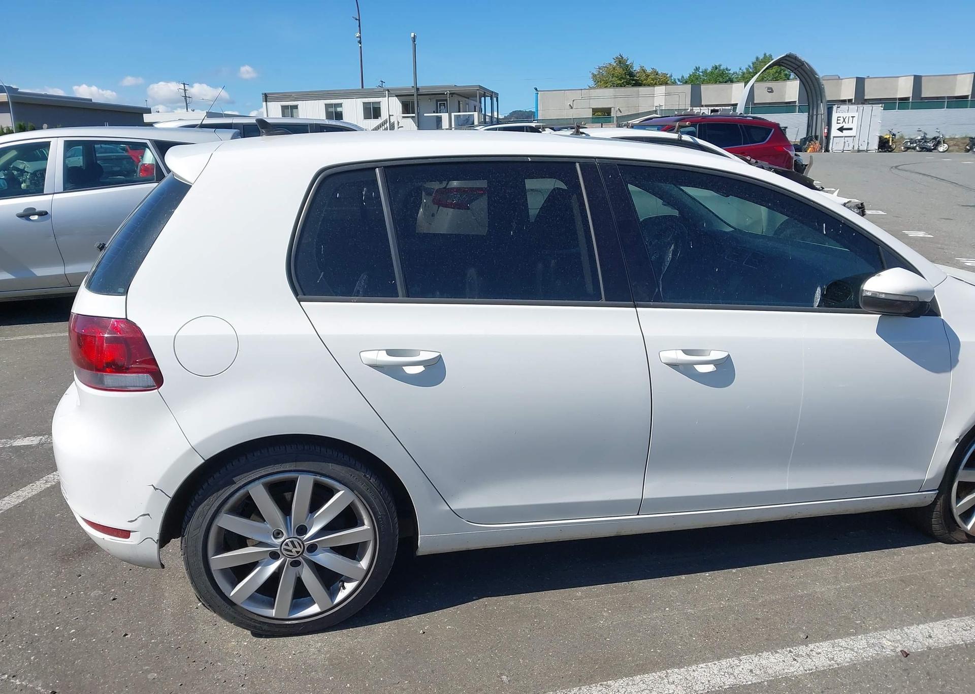 2012 VOLKSWAGEN GOLF