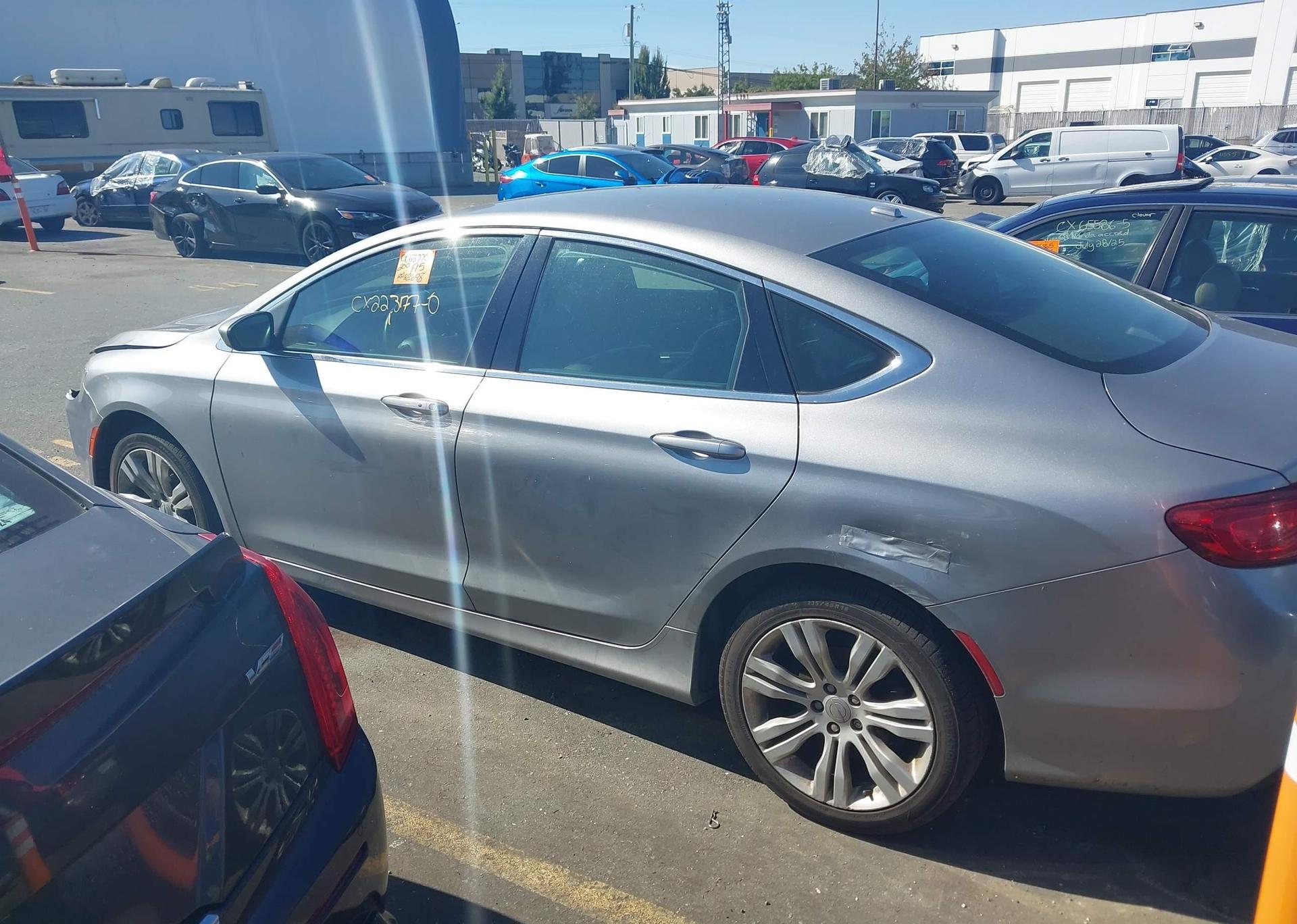 2015 CHRYSLER 200