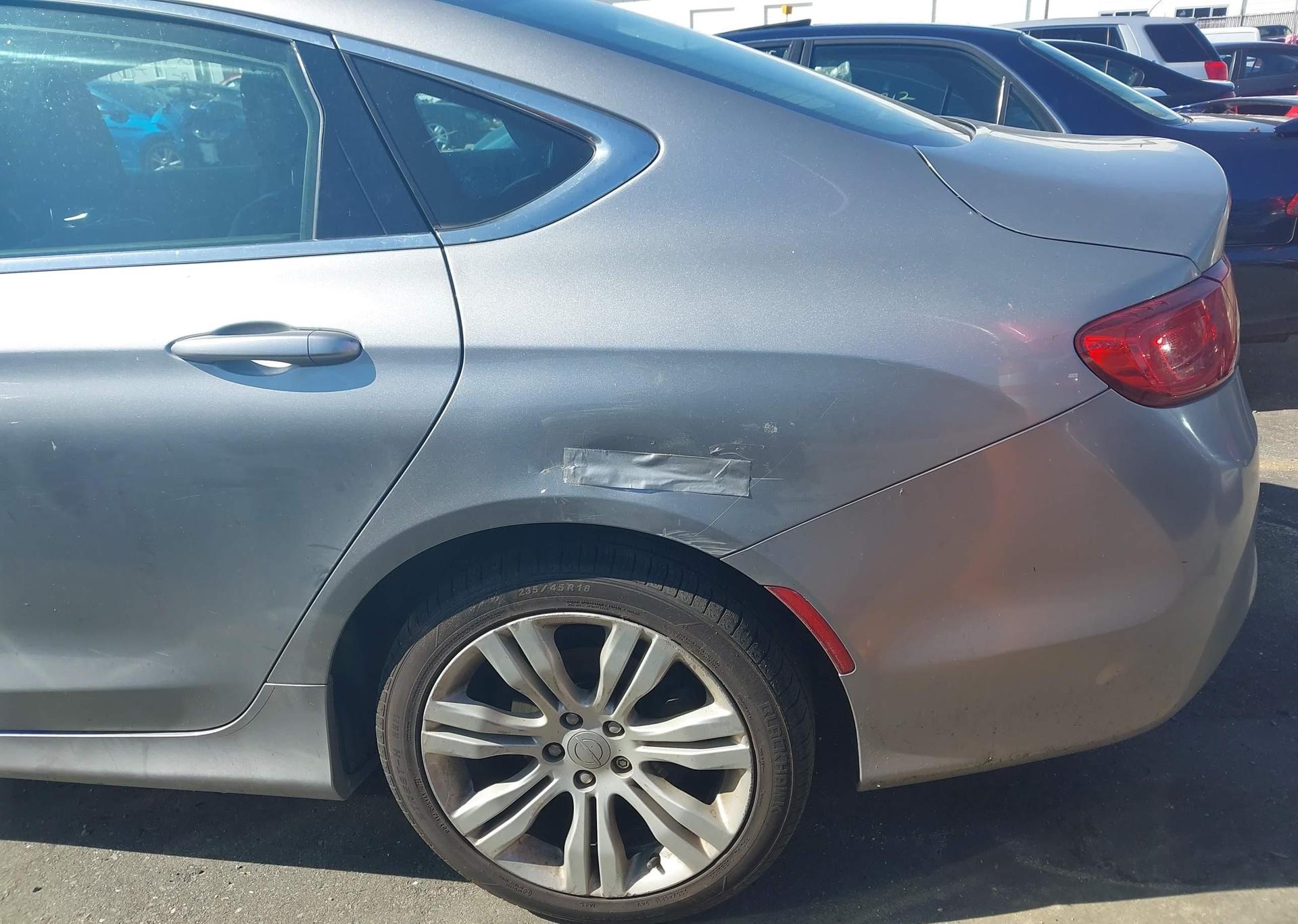 2015 CHRYSLER 200