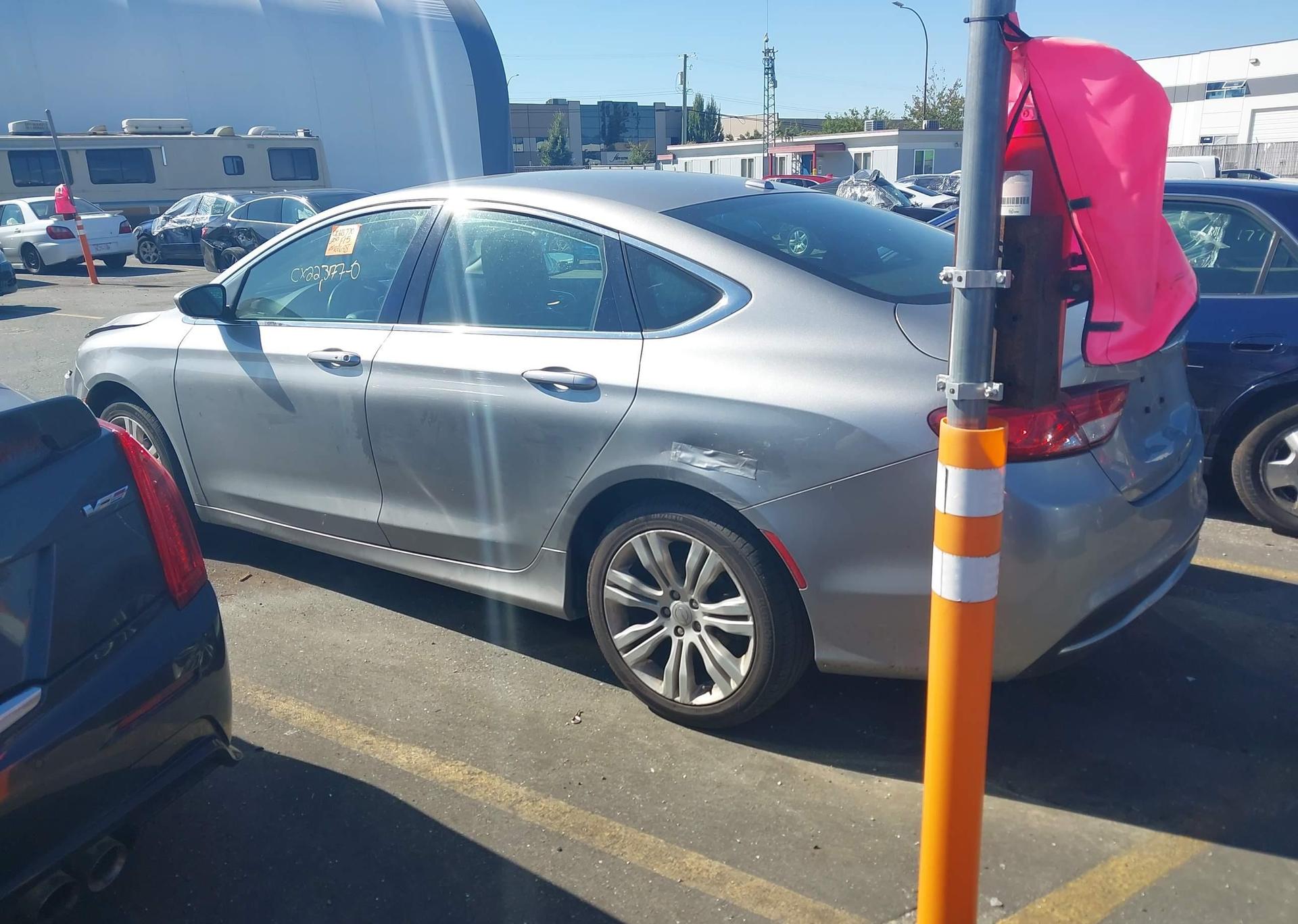 2015 CHRYSLER 200