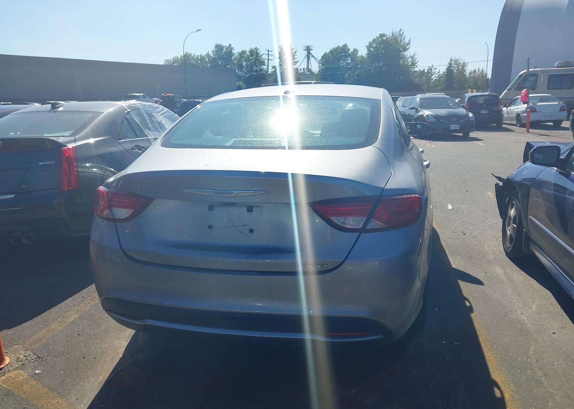2015 CHRYSLER 200